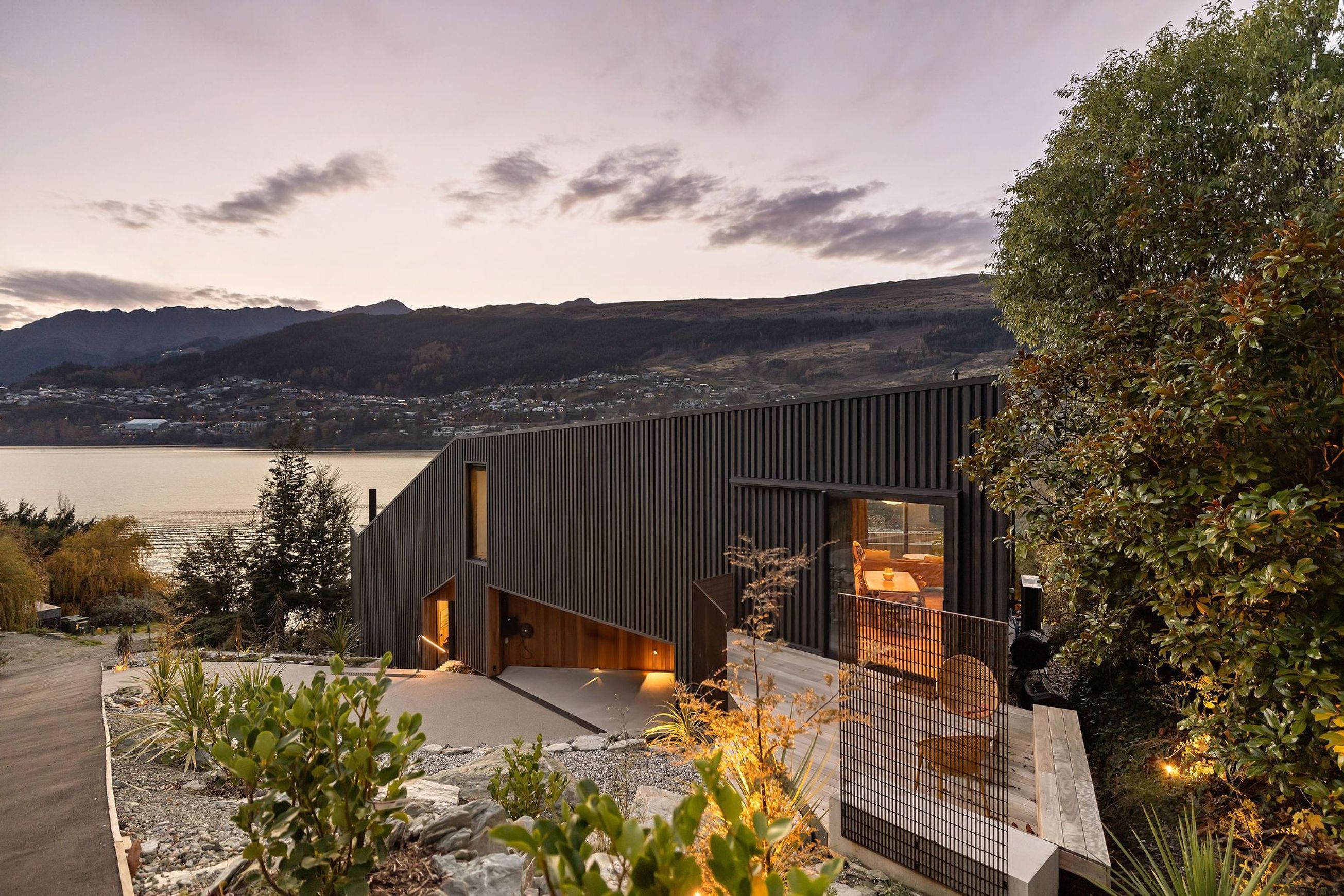 COLORSTEEL® MATTE Roofing & Wall Cladding