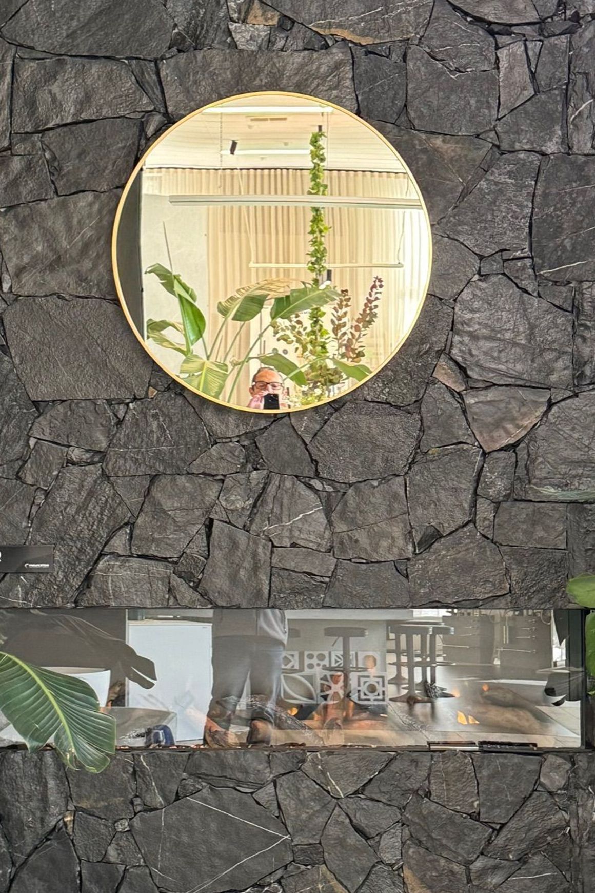 Loose Random Luxor Wall Cladding