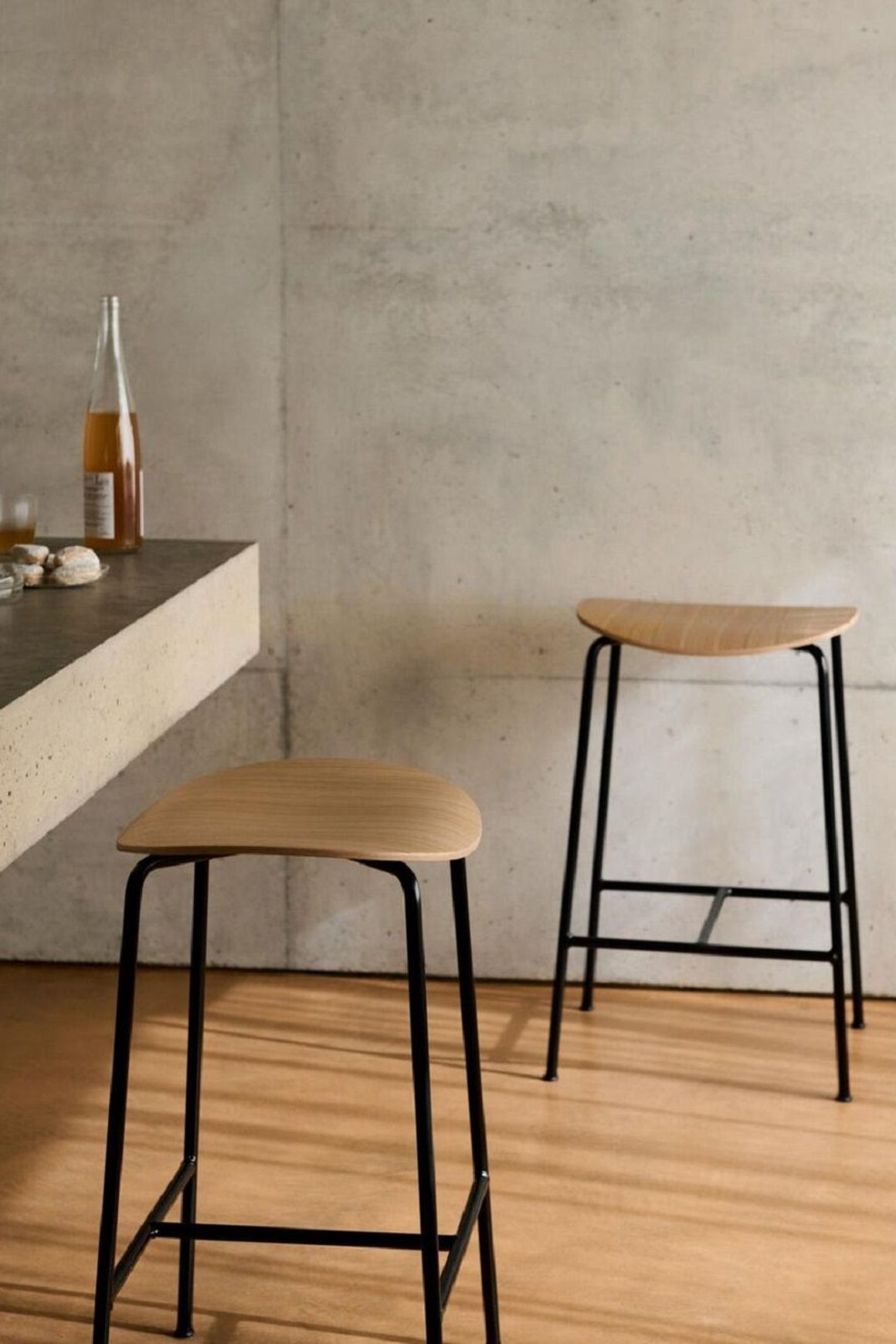 Pavilion AV37 Counter Stool