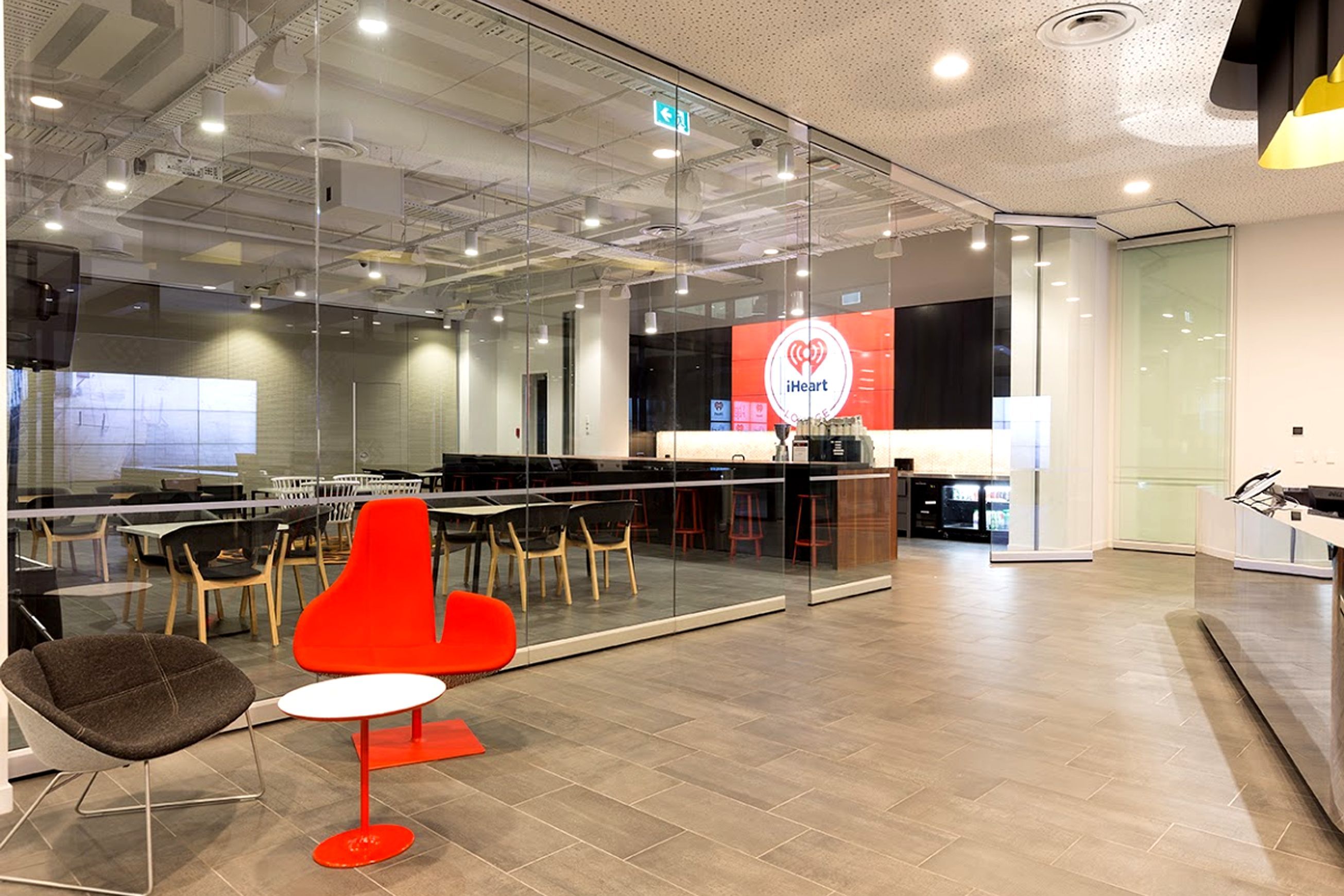 GlassSeal Series Glass Operable Walls