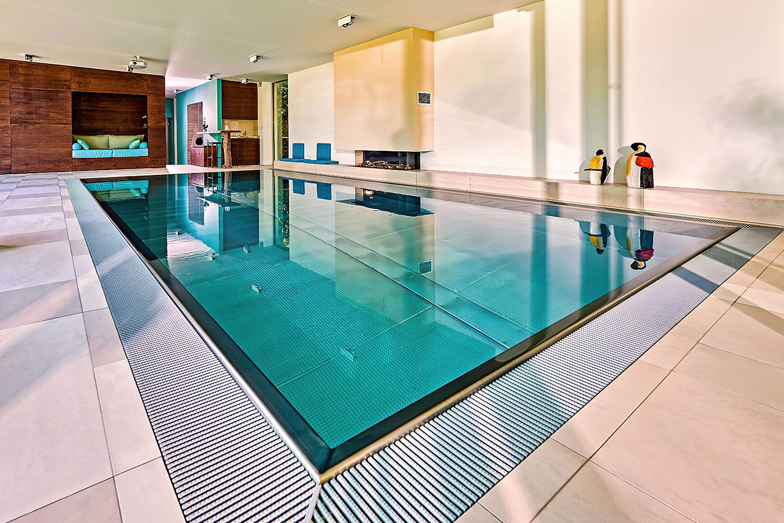 Stainless Steel Swimming Pools & Spas