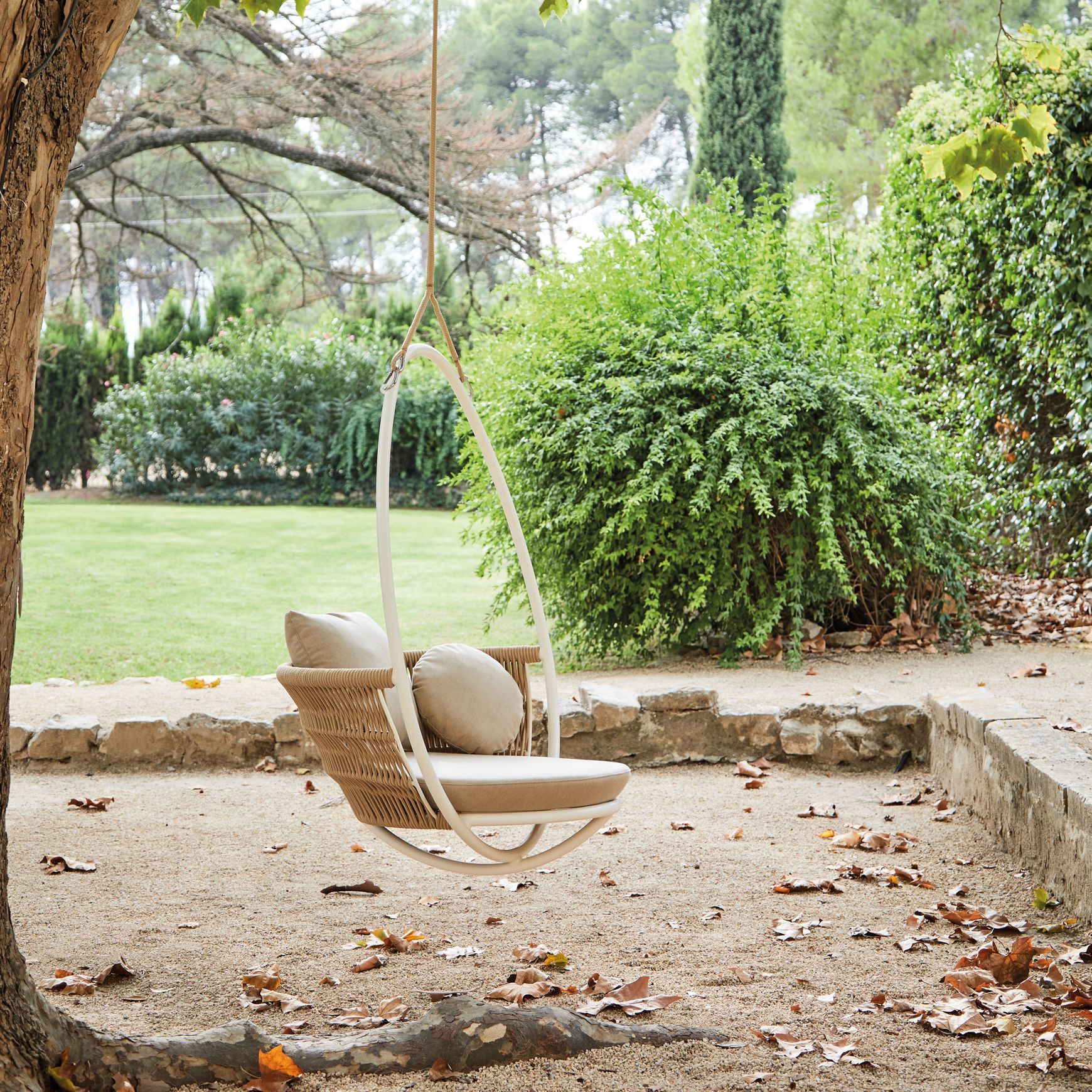 Weave Swing Seat With Base By Point