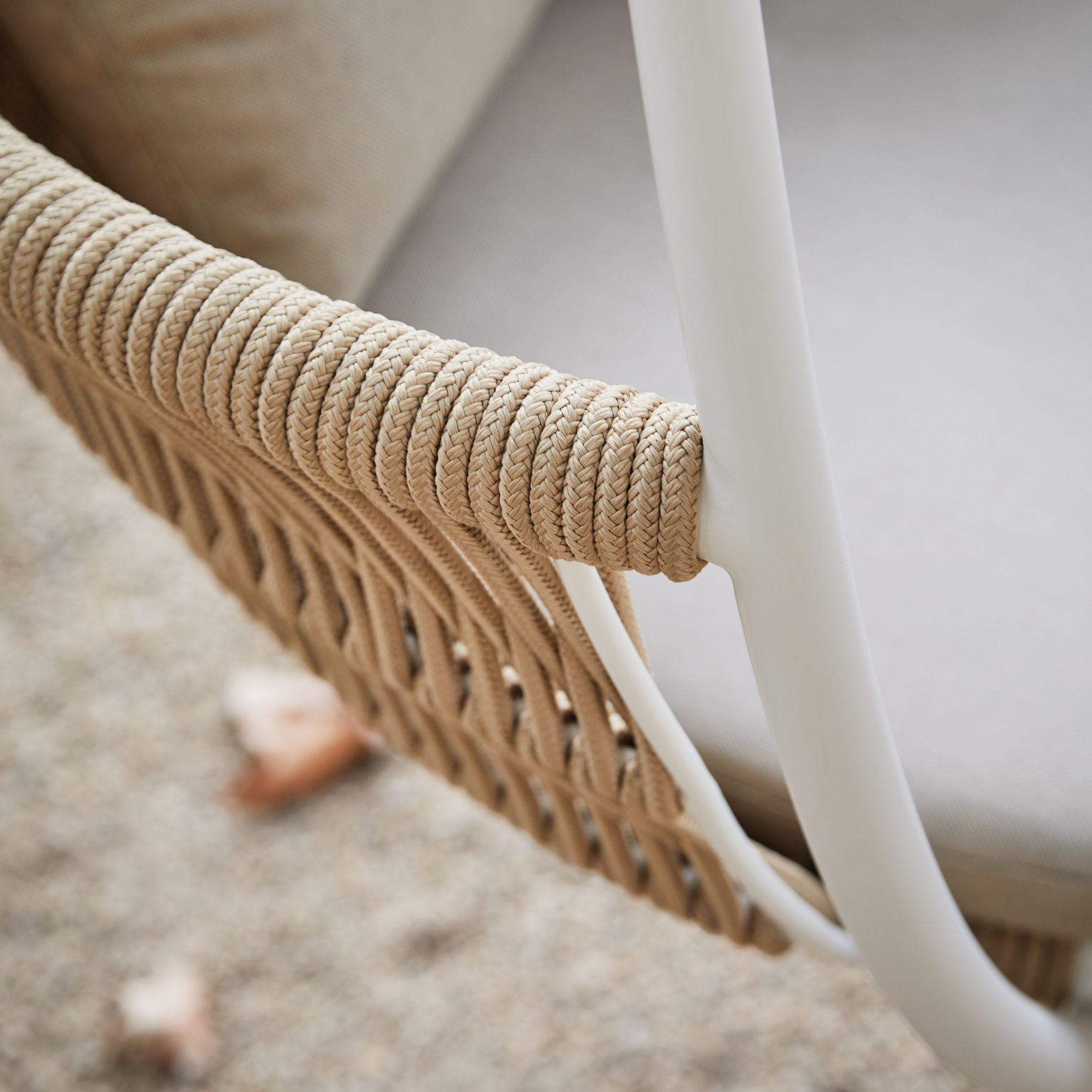 Weave Swing Seat With Base By Point