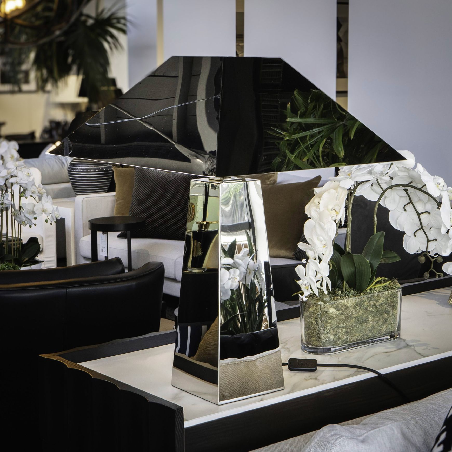 Manhattan Table Lamp