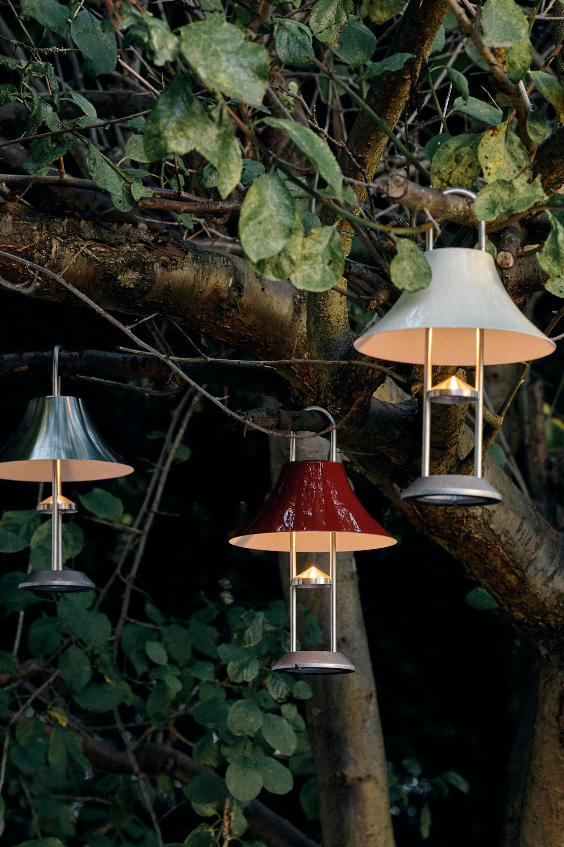 Mousqueton Portable Lamp