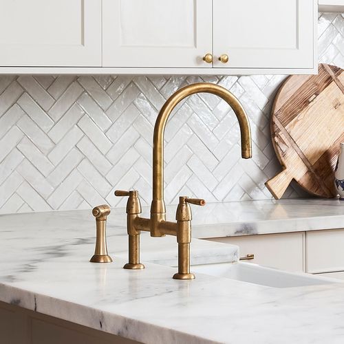 Perrin & Rowe Io kitchen tap with spray rinse