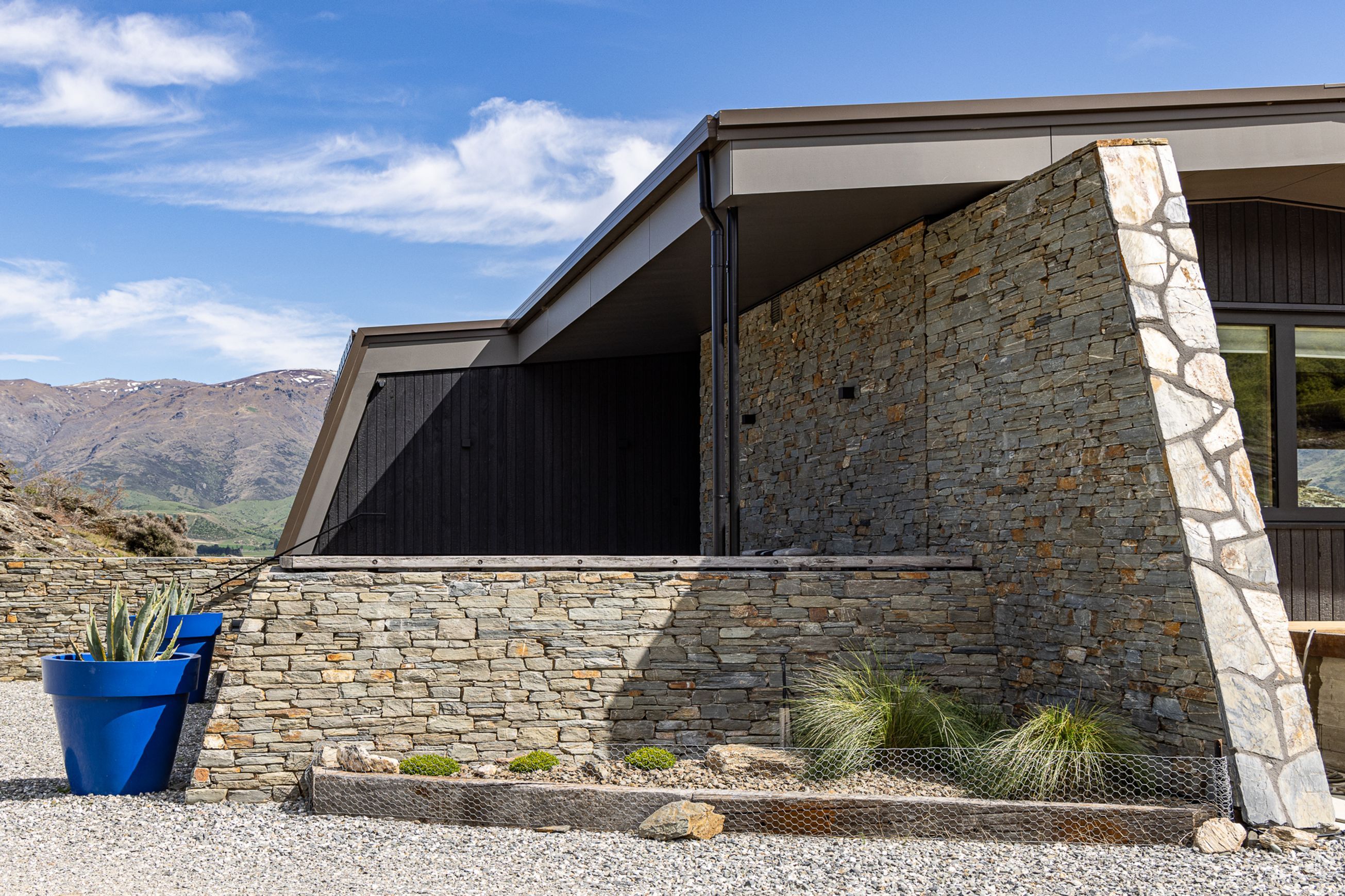 Wanaka Stone Lightweight Veneer