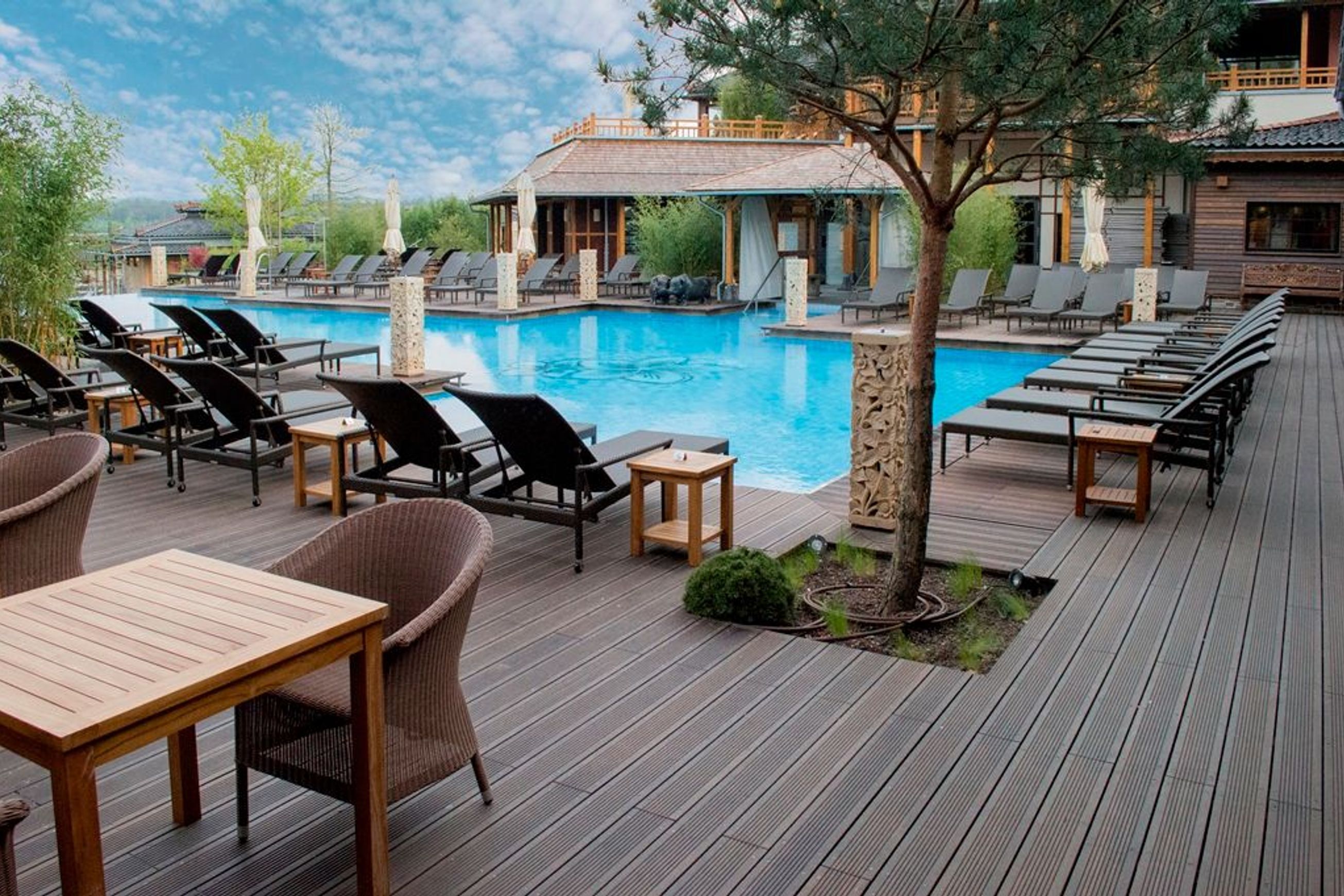 Bamboo Swimming Pool Decking