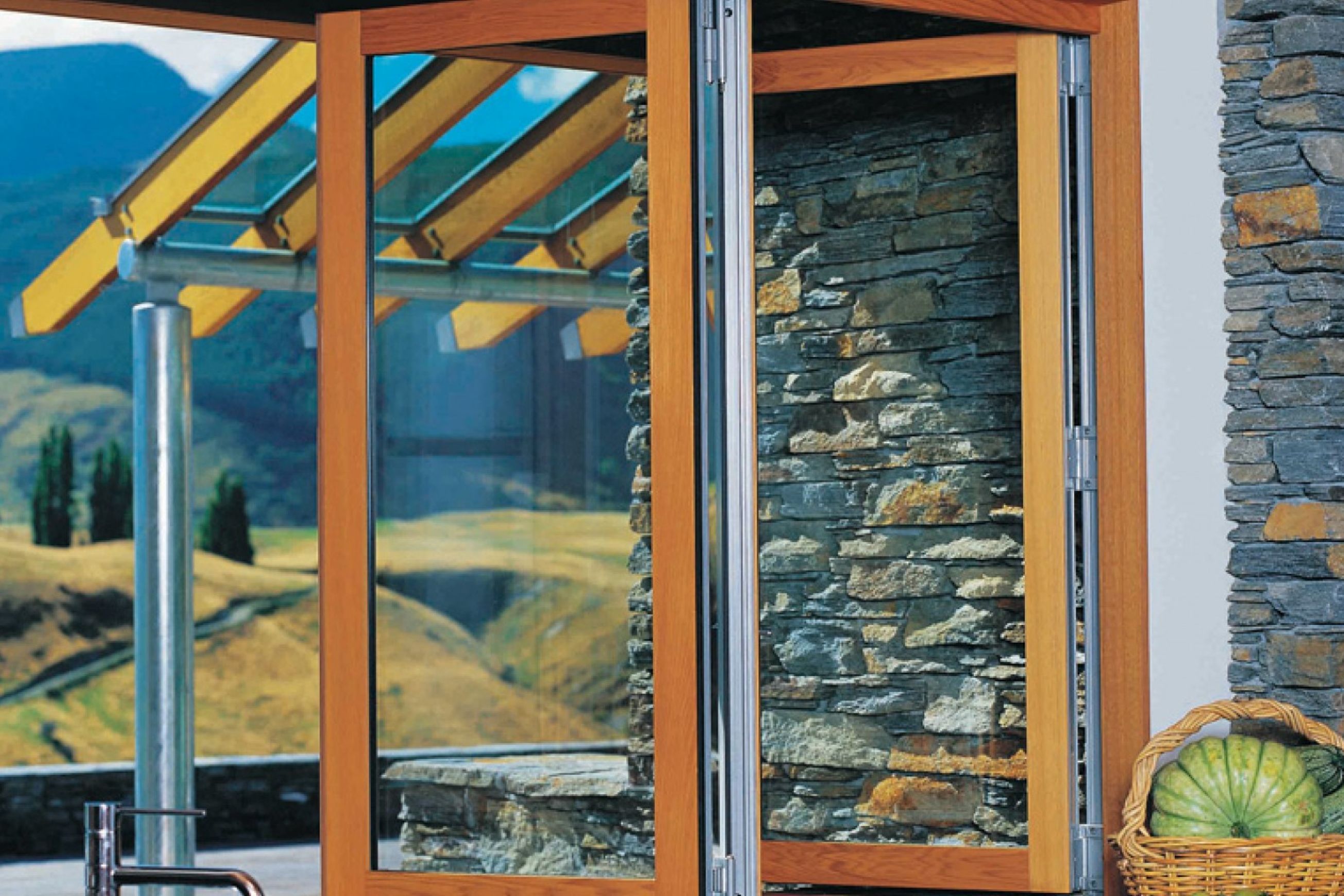 Alti® Composite Joinery System
