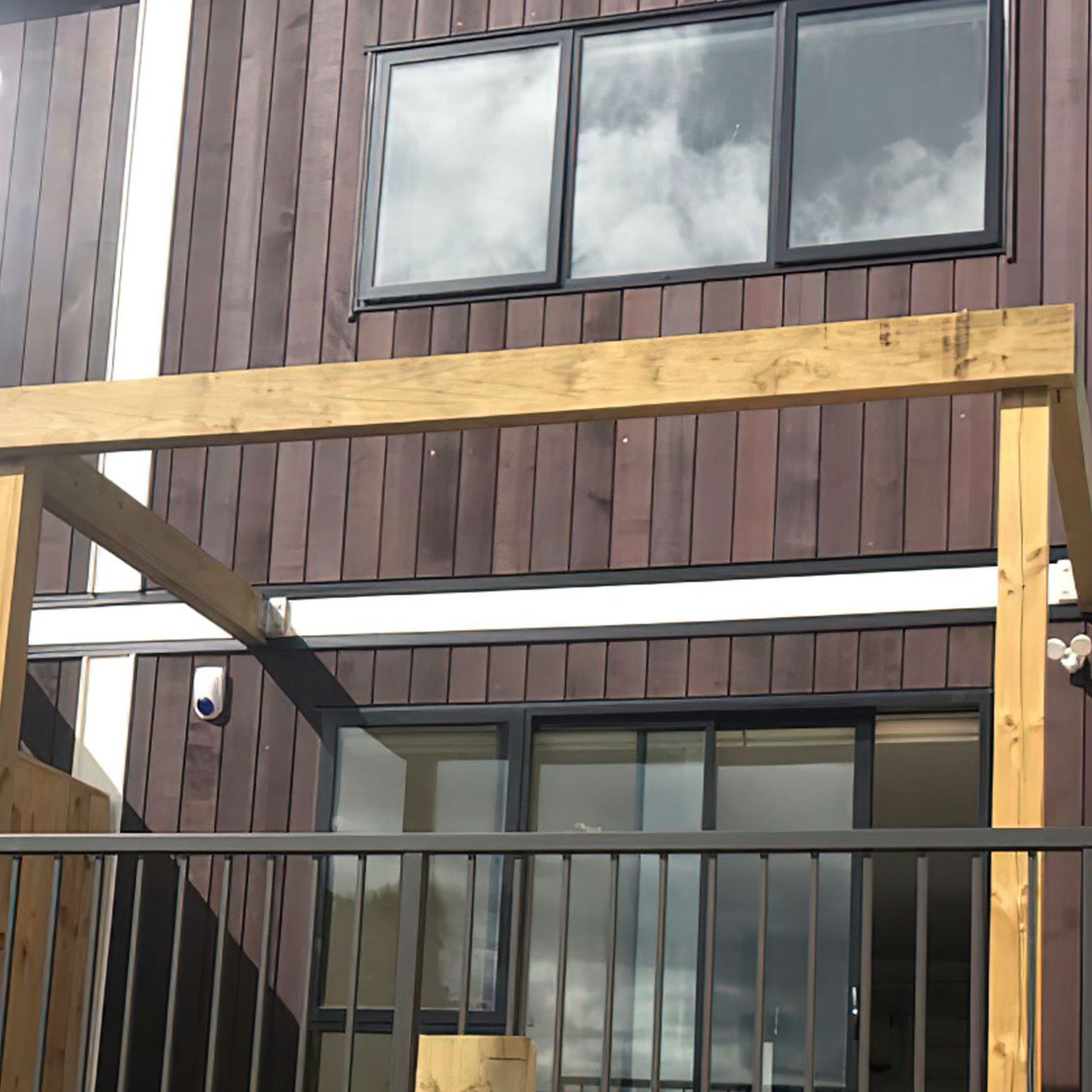 Cladding | Sawn face – obsidian black