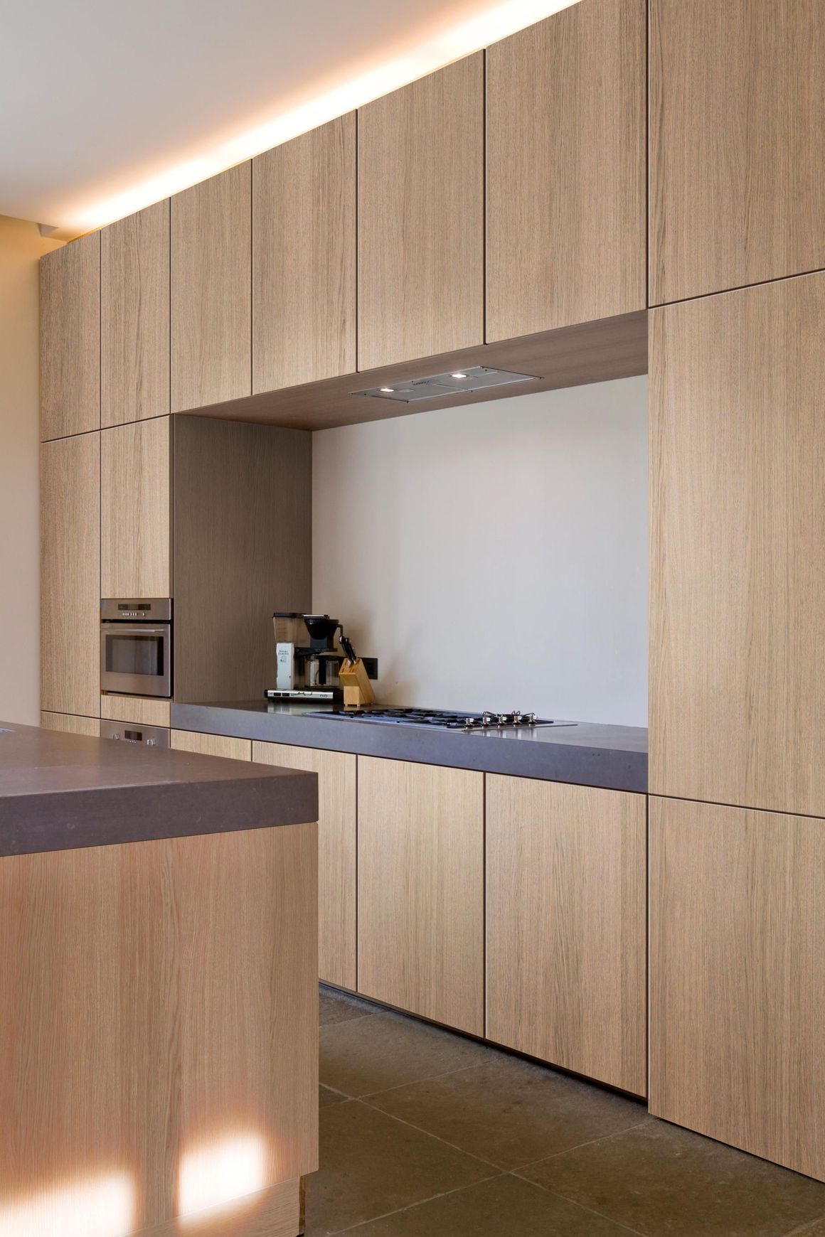Desert Oak Shinnoki Prefinished Timber Veneer
