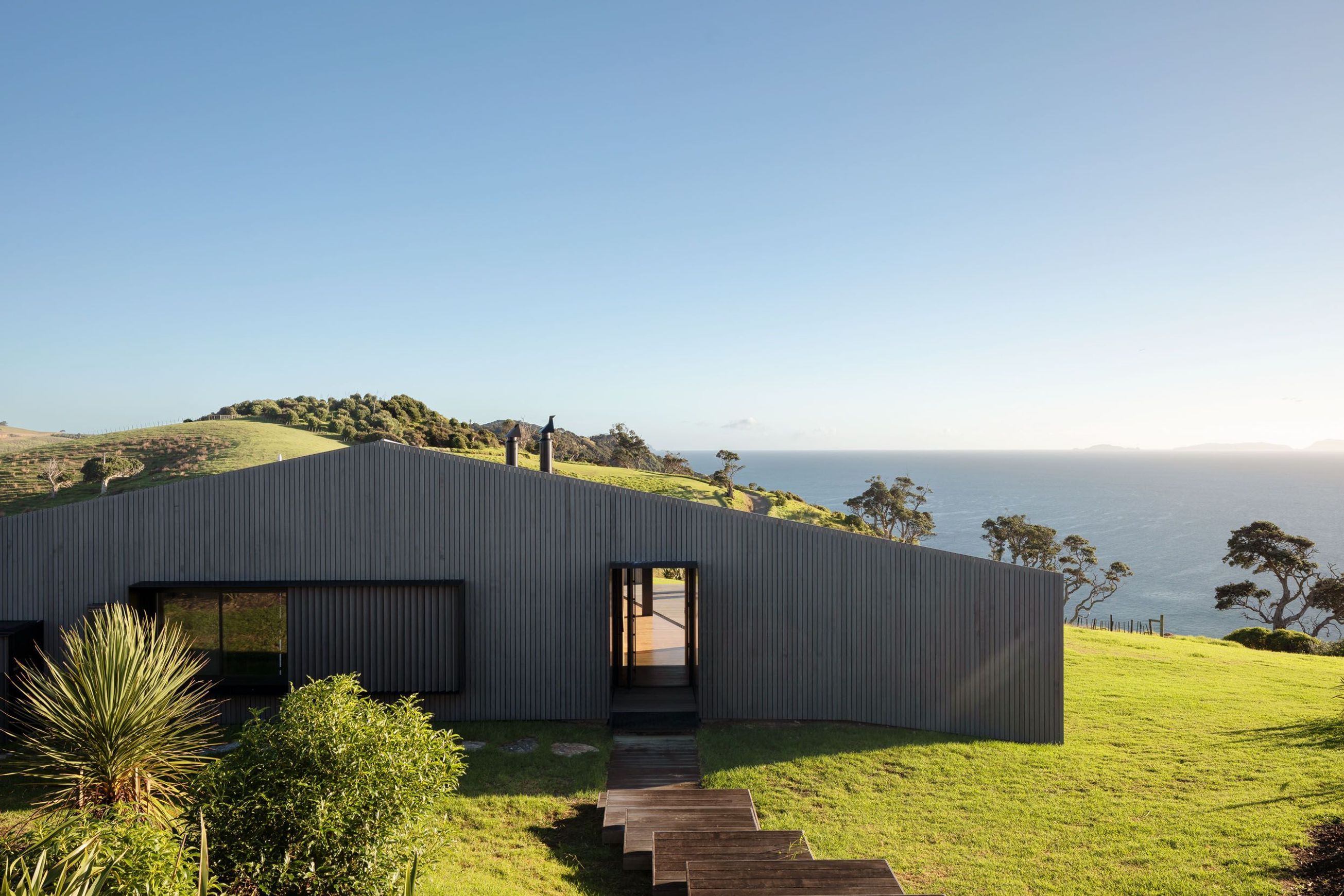 JSC Vertical Shiplap Timber Weatherboards