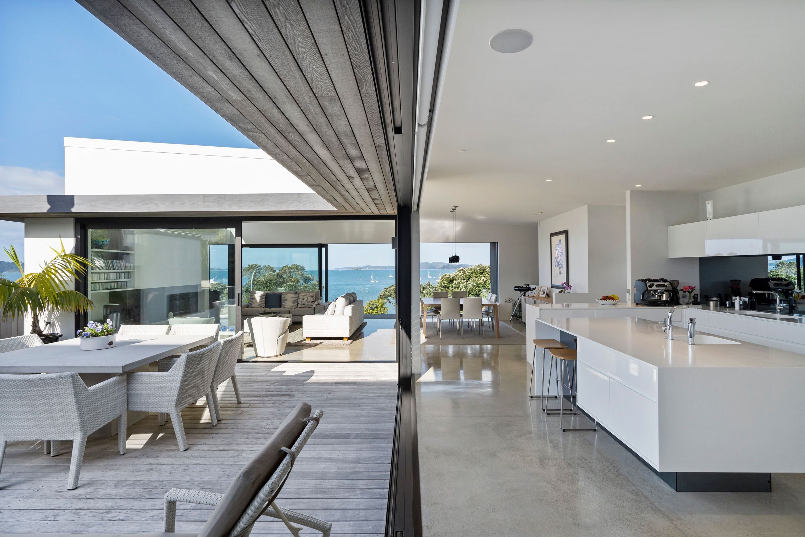 JSC Vertical Shiplap Timber Weatherboards