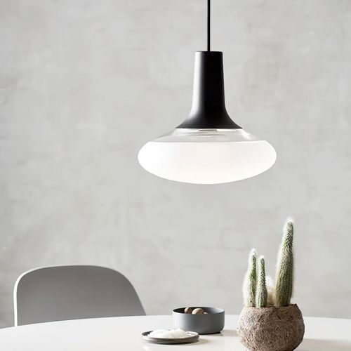 Dee Oval Pendant 2.0