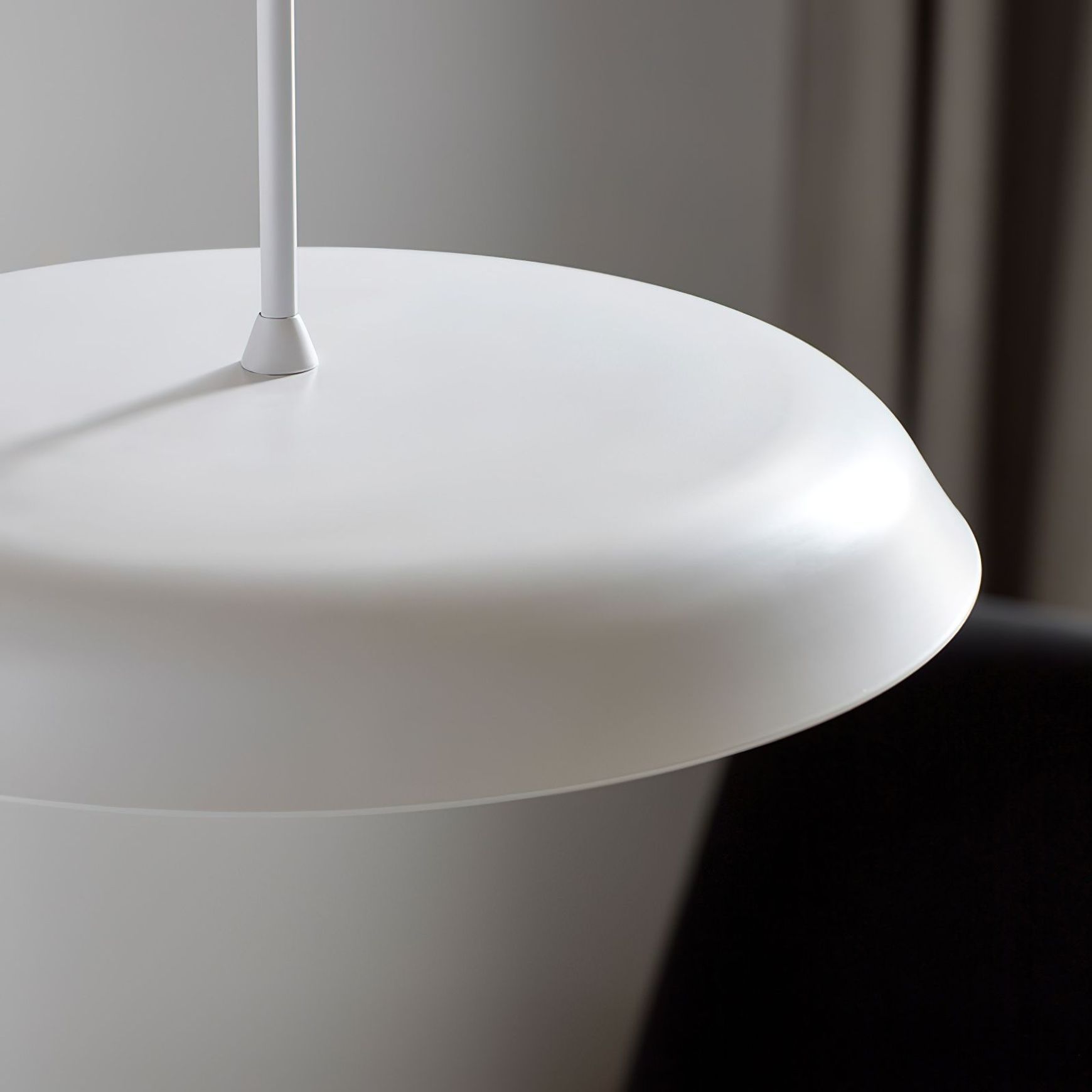 Piso Pendant White