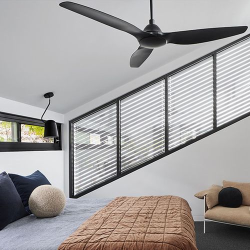Asymmetric External Venetian Blinds | Warema