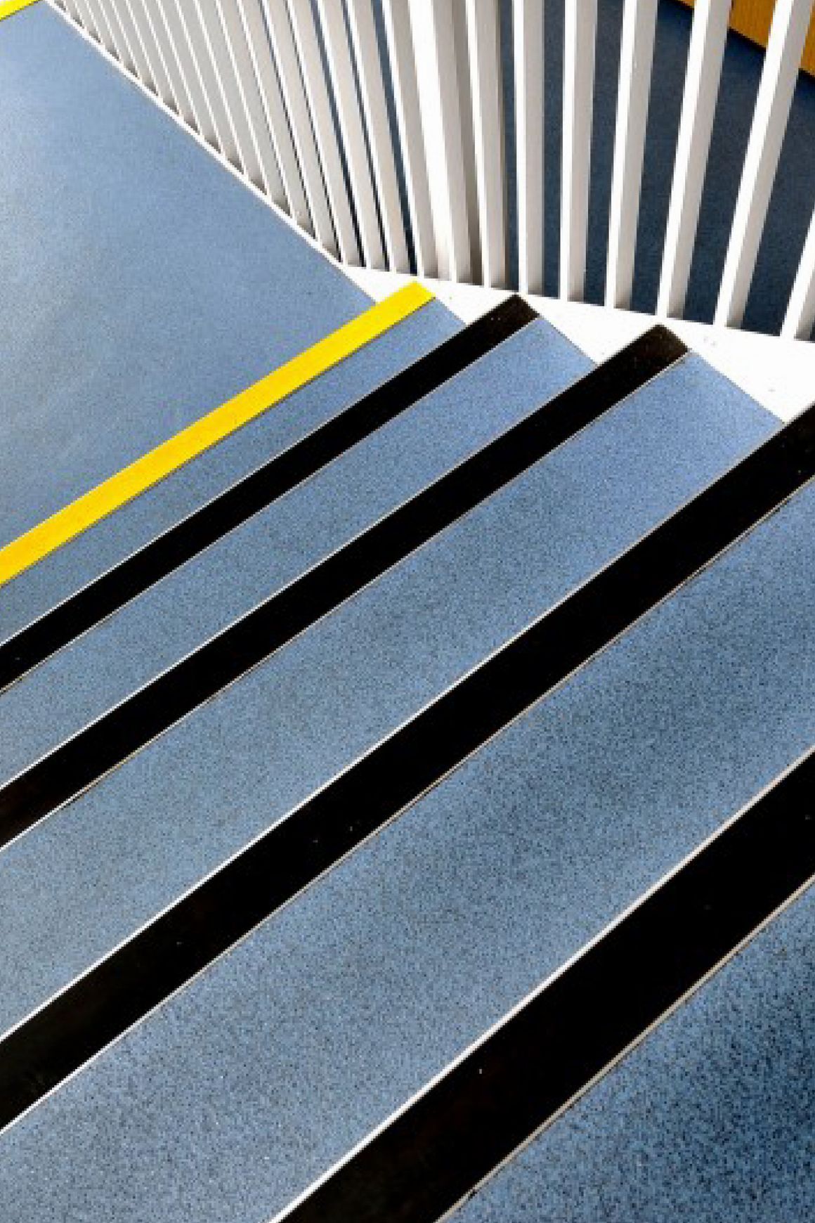 Altro ContraX™ - R10 Safety Flooring