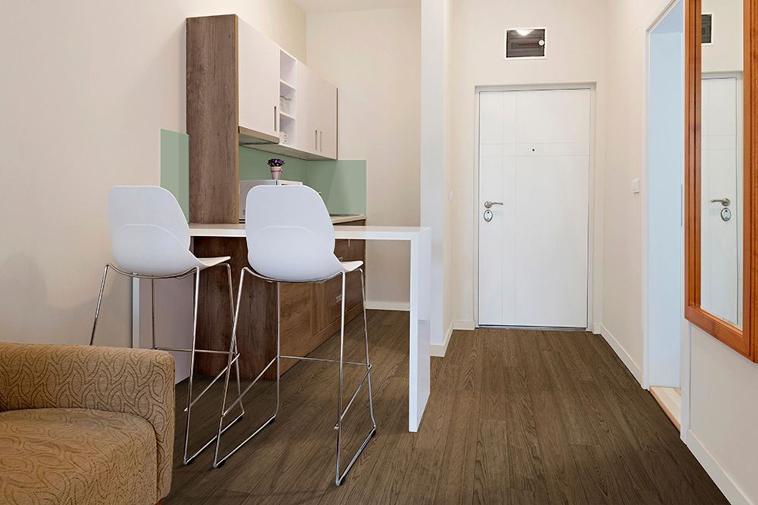 Altro Wood™ Adhesive-Free - R10 Safety Flooring