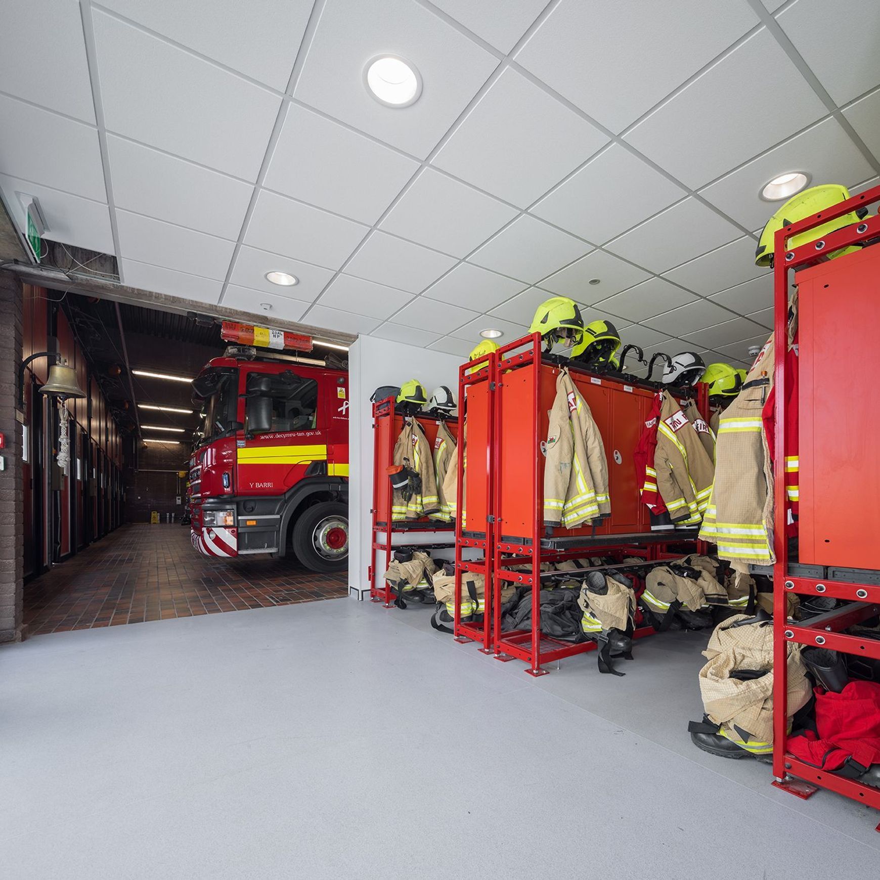 Altro ContraX™ - R10 Safety Flooring