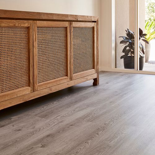 Chesterfield | Natural Spotted Gum