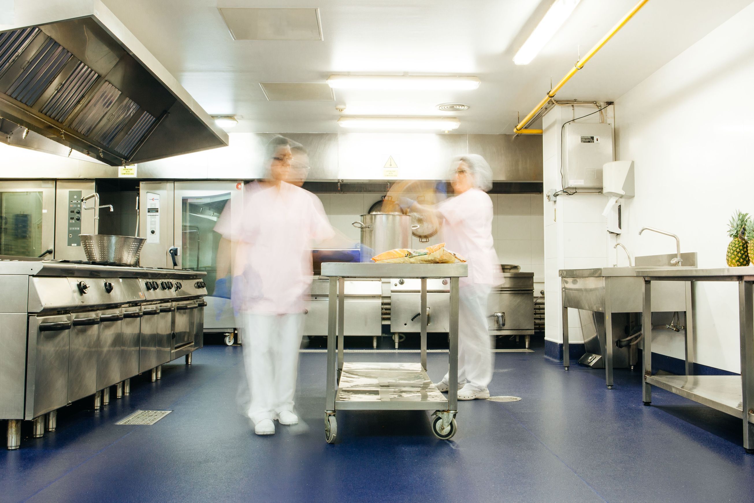 Altro Stronghold™ K30 - R12 Commercial Kitchen Flooring