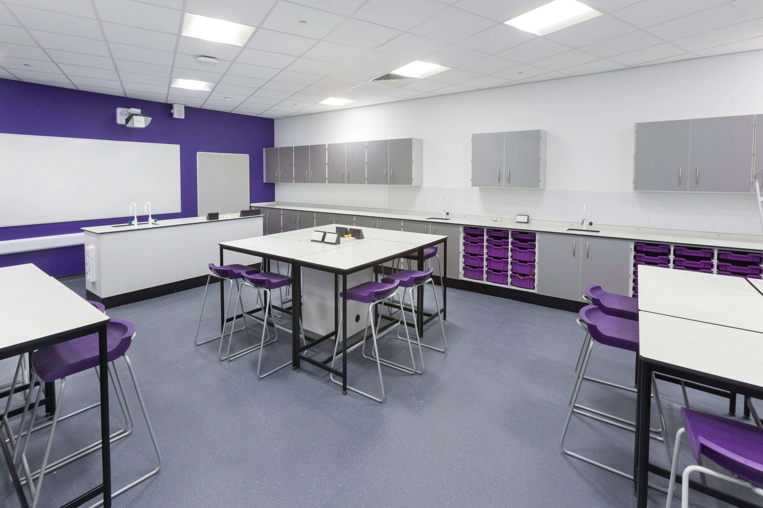 Altro XpressLay™ Adhesive-Free - R10 Safety Flooring