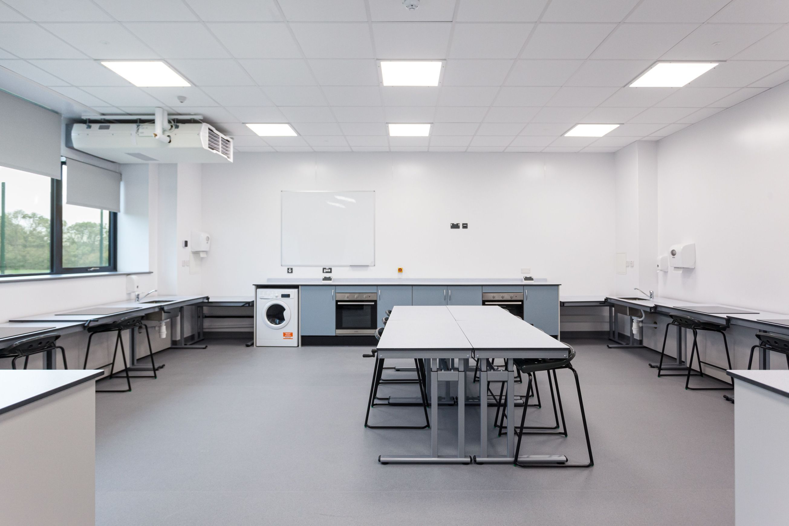 Altro XpressLay™ Adhesive-Free - R10 Safety Flooring
