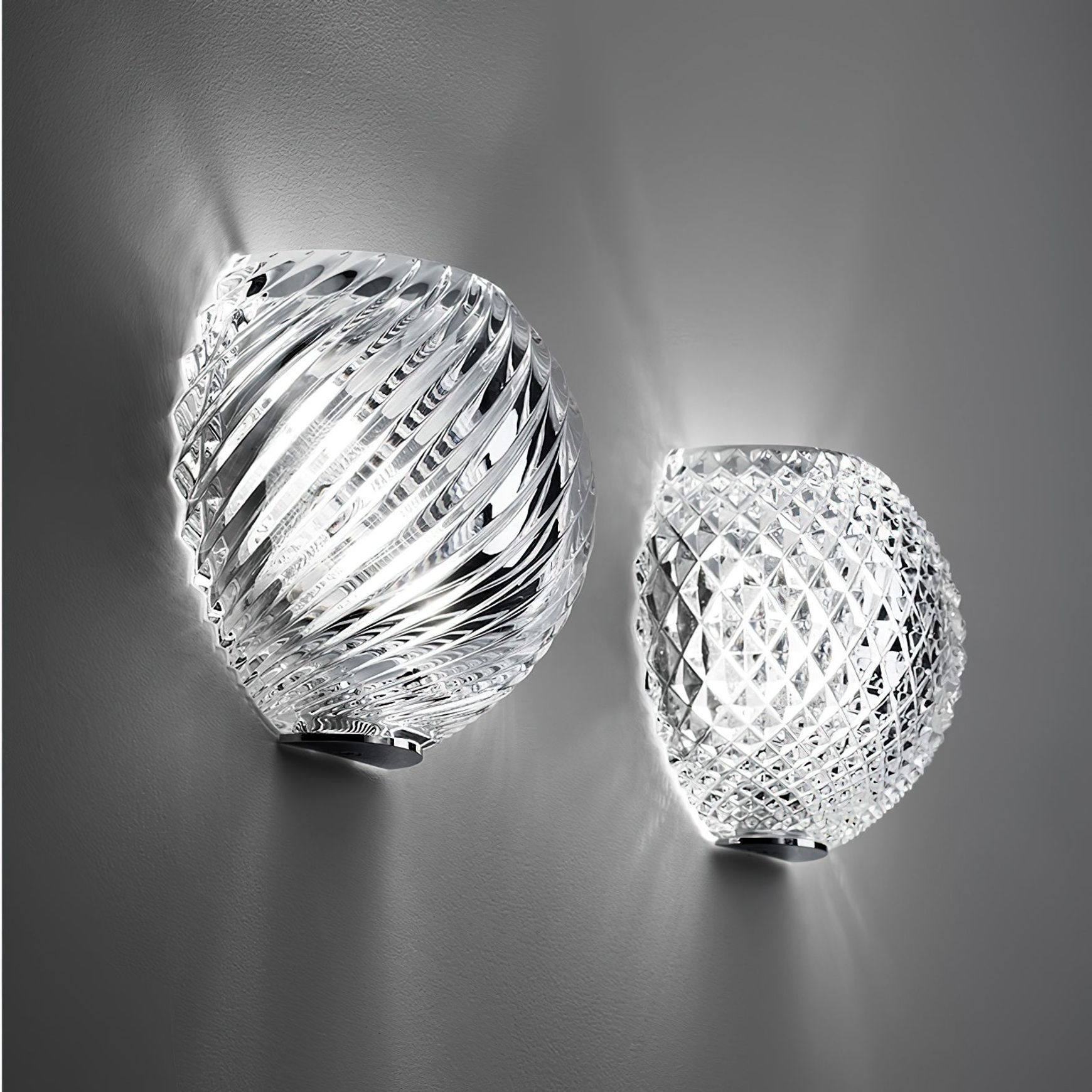 Diamond & Swirl D82 Wall Light