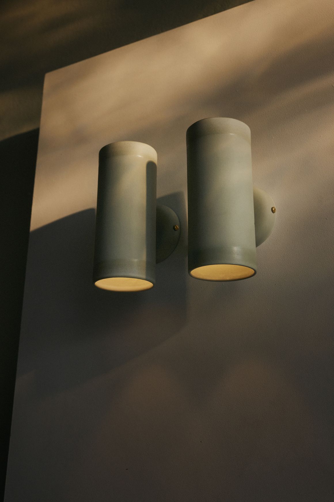 Dusked EOS Wall Light