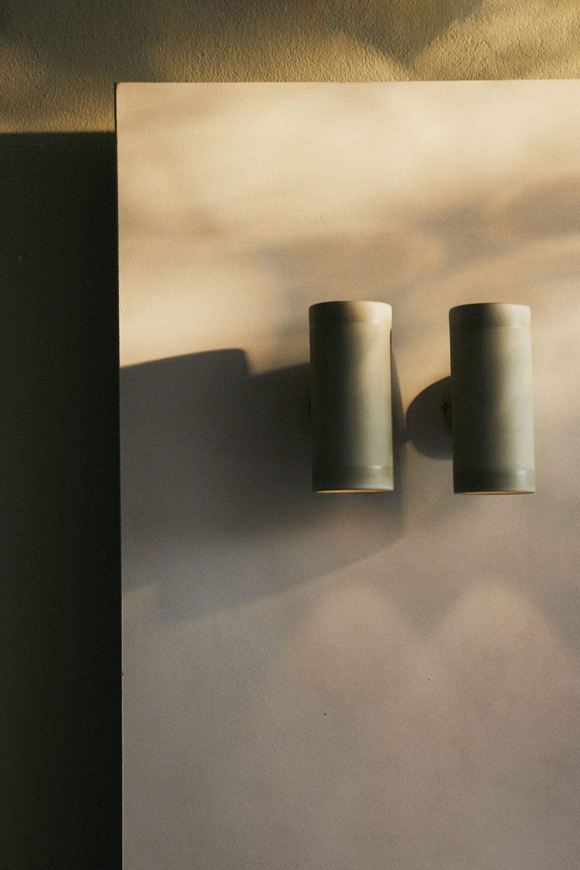 Dusked EOS Wall Light
