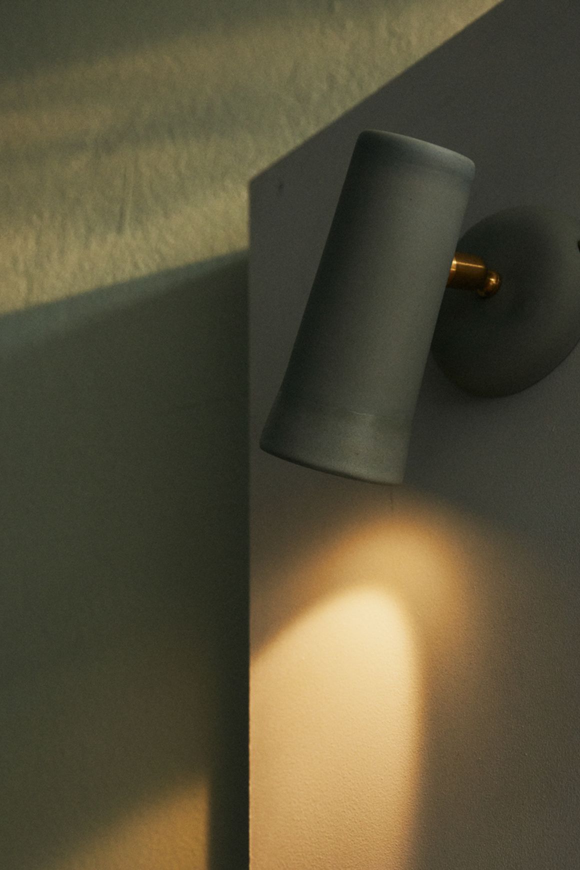 Dusked EVO Wall Light