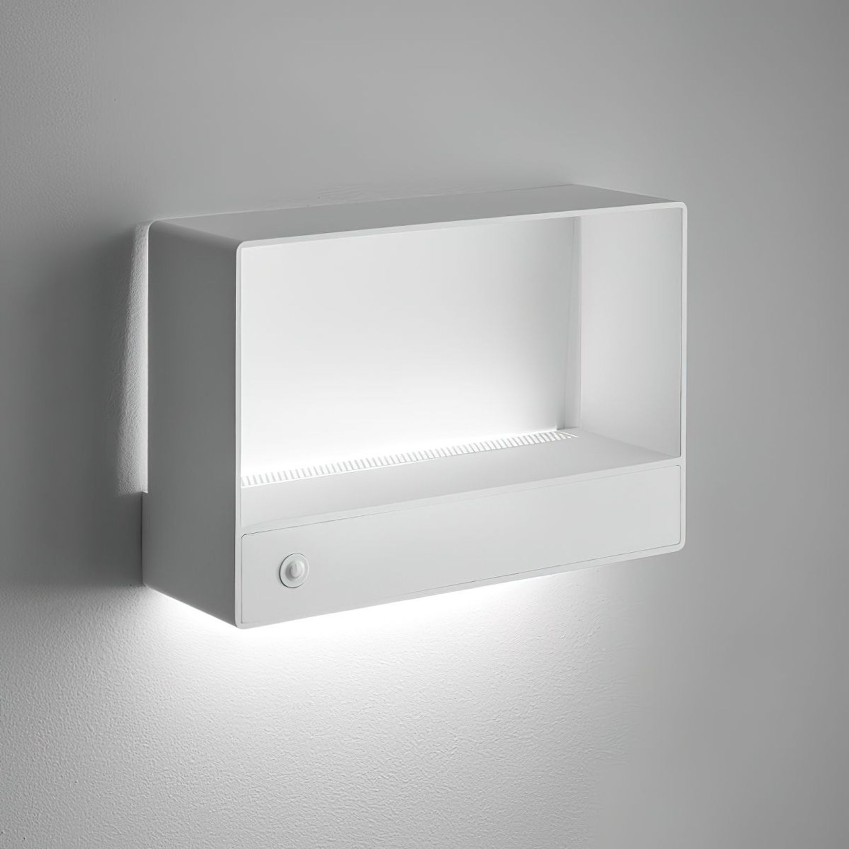 Kira A/01 Wall Light