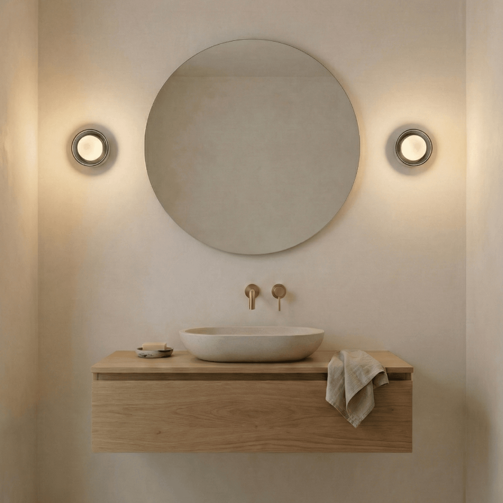 Petra Ceramic Wall Light