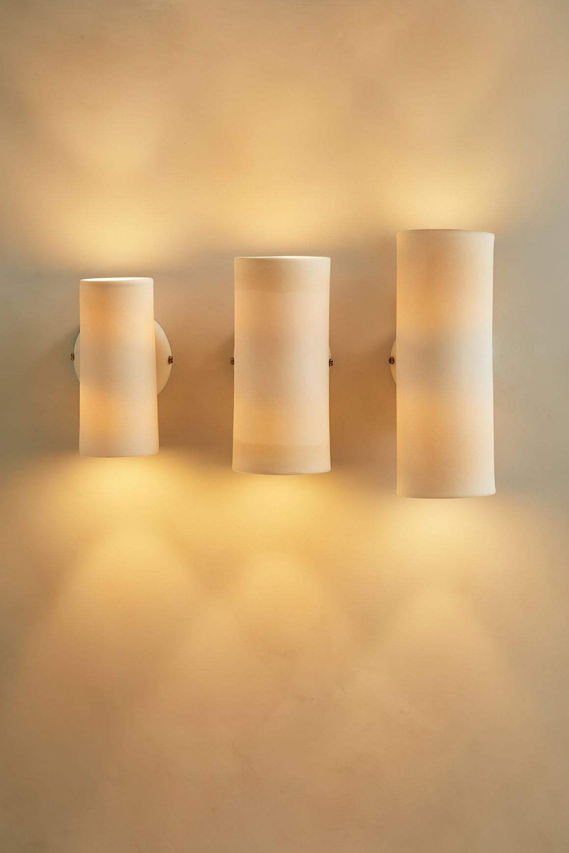 Dusked EOS Wall Light