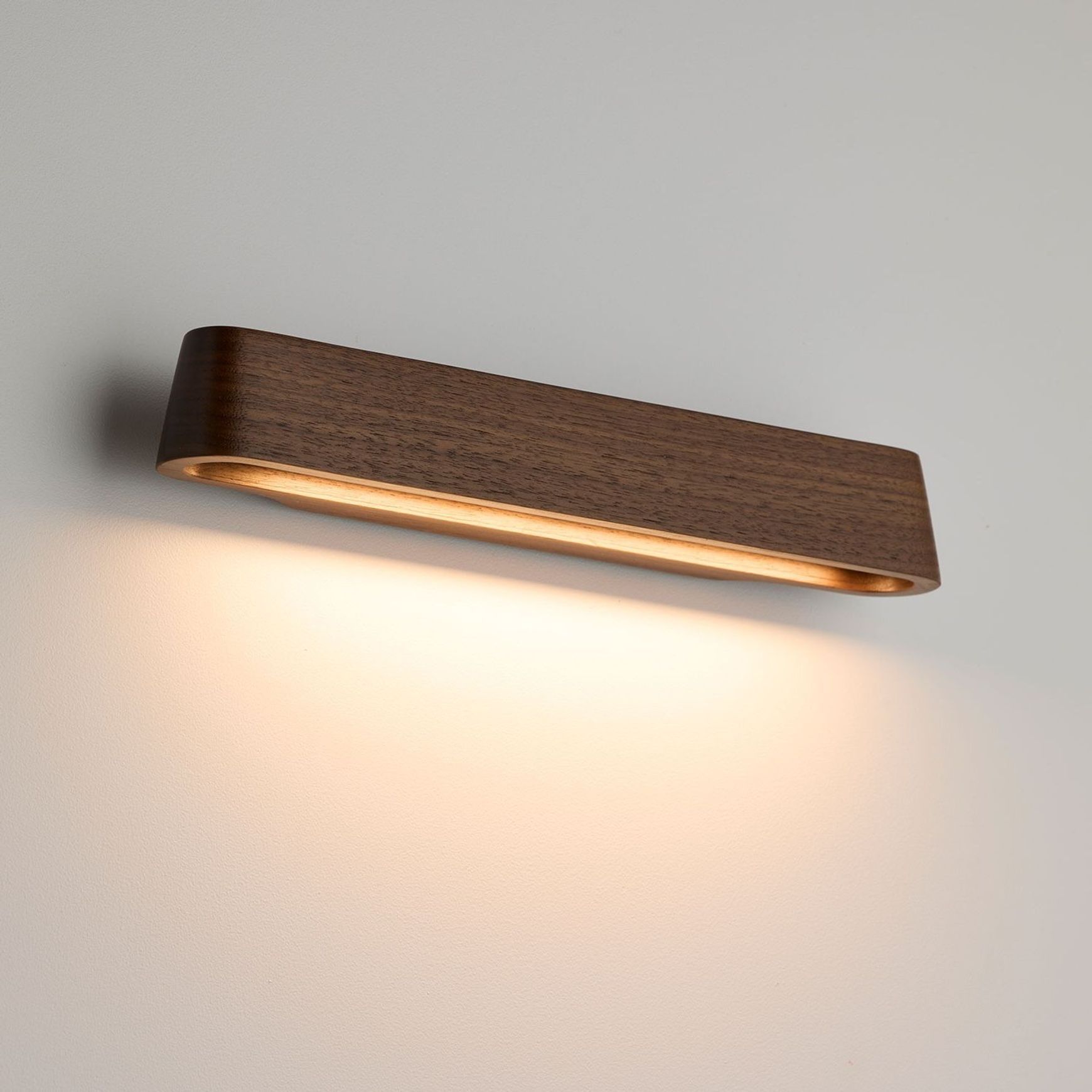 Tenn Sconce | Walnut