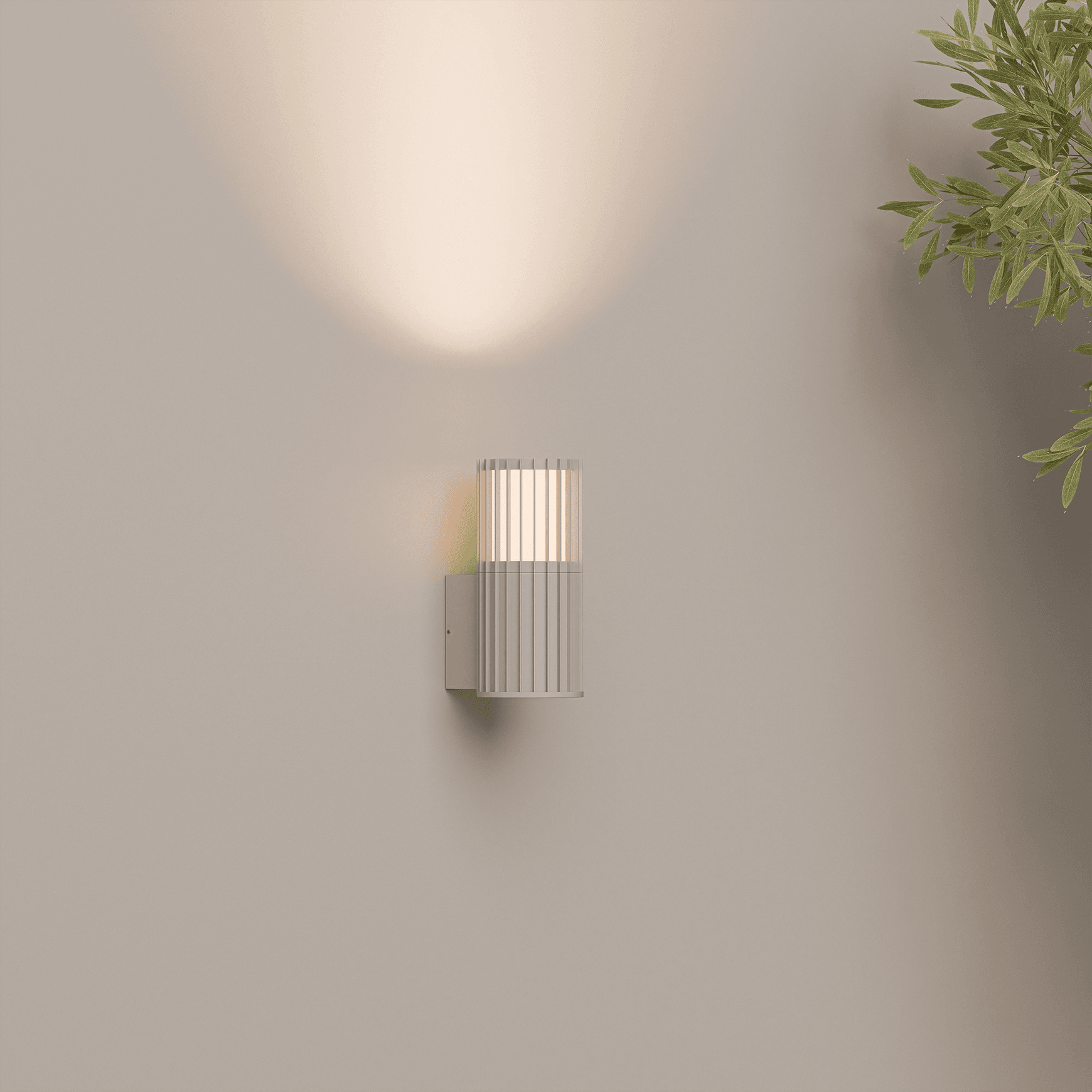Bright Aluminium Wall Light