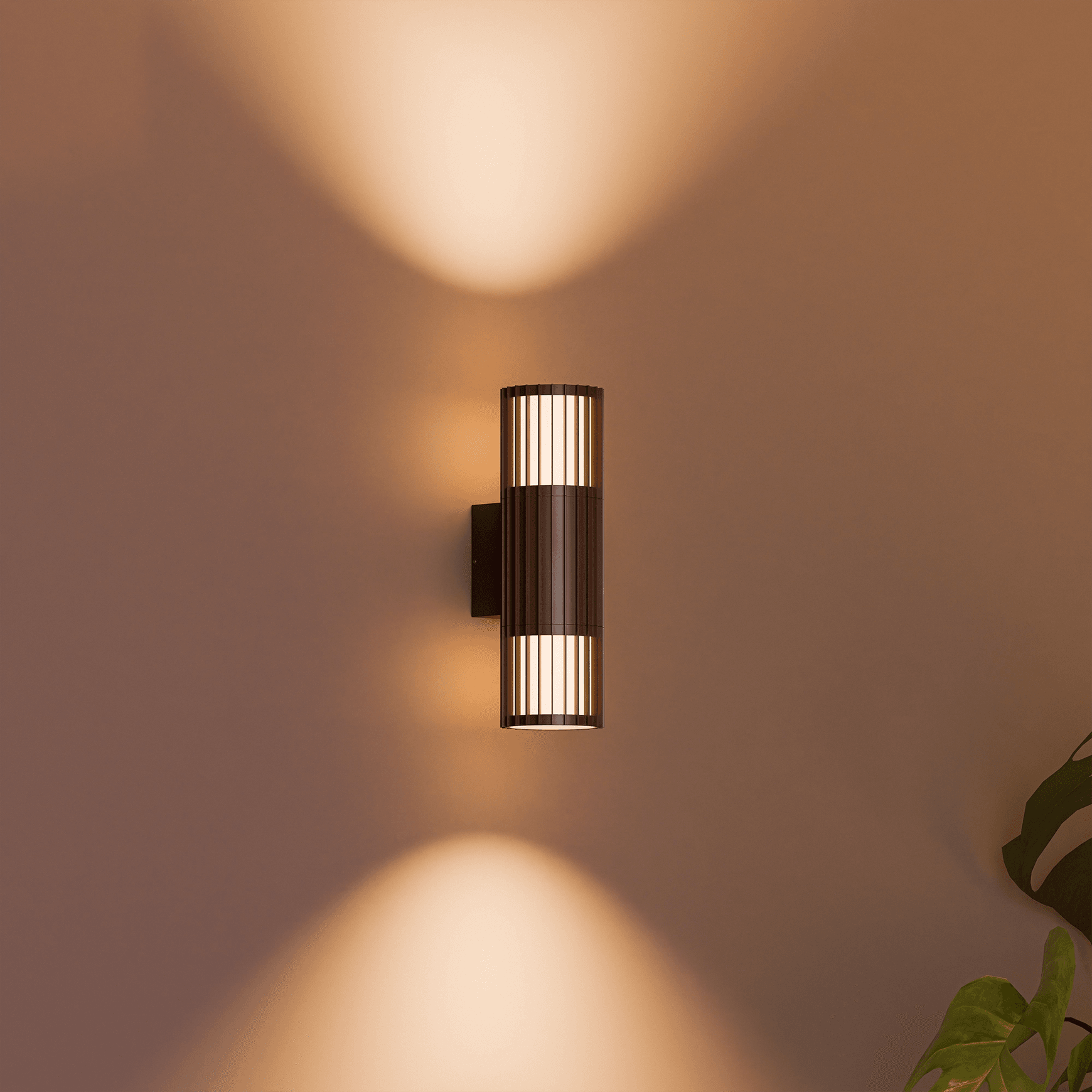 Bright Aluminium Wall Light