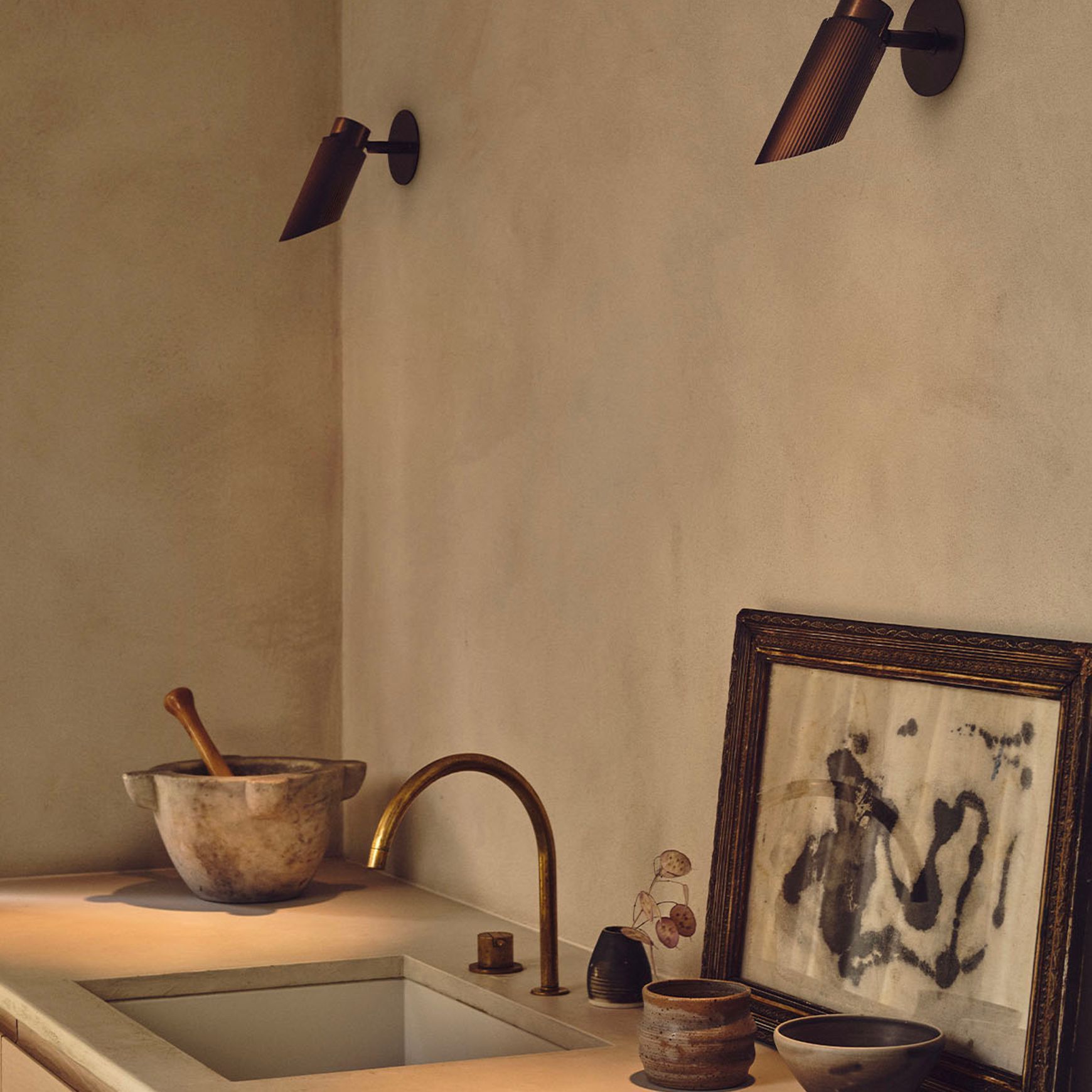 Spot Pro Wall Light