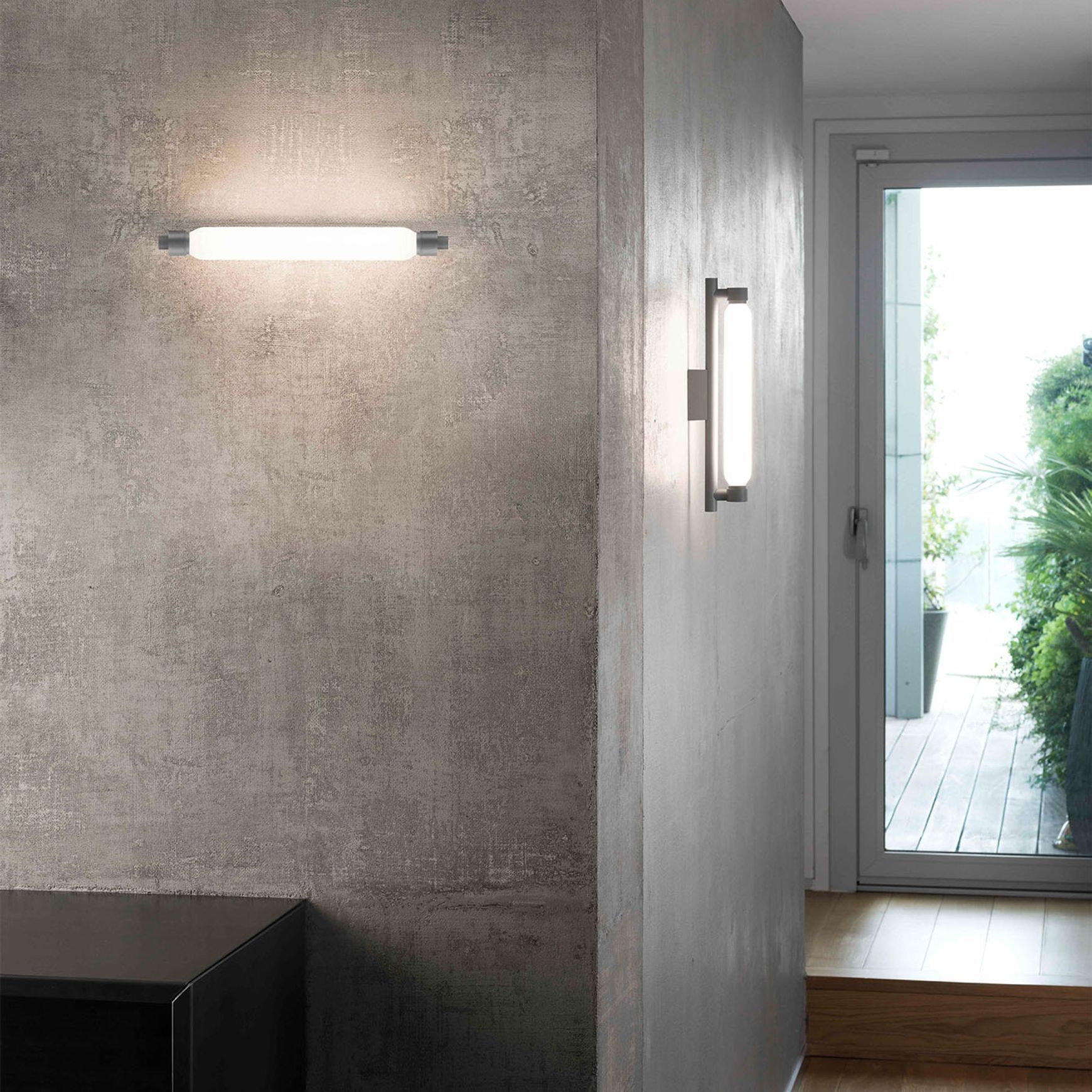 La Roche Wall Light
