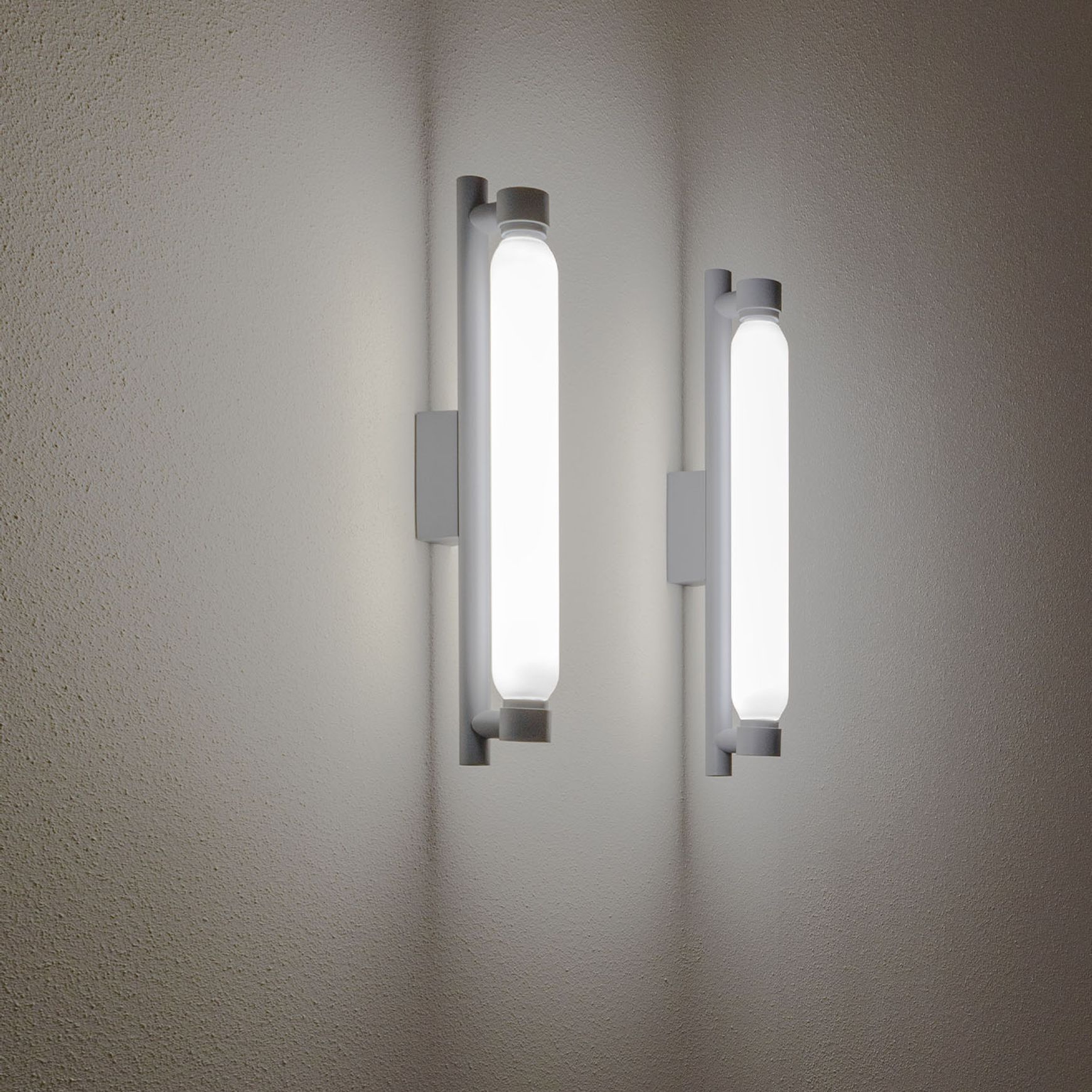 La Roche Wall Light