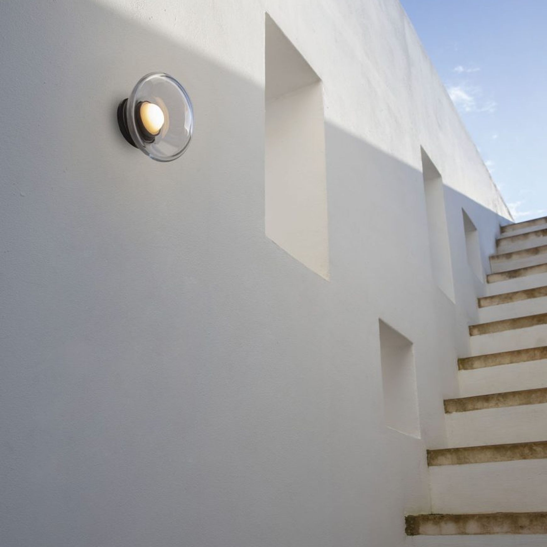 Agua Wall Light