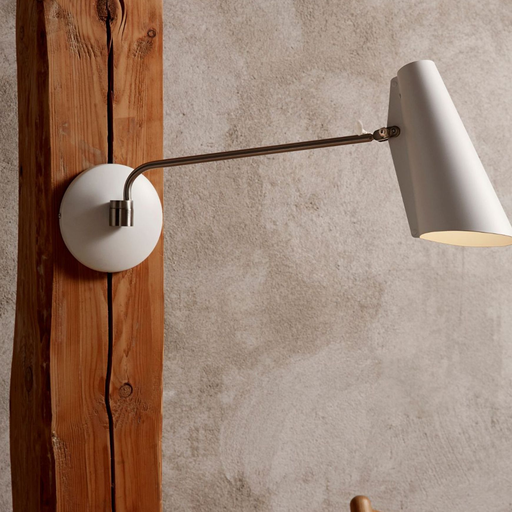 Birdy Swing Wall Light
