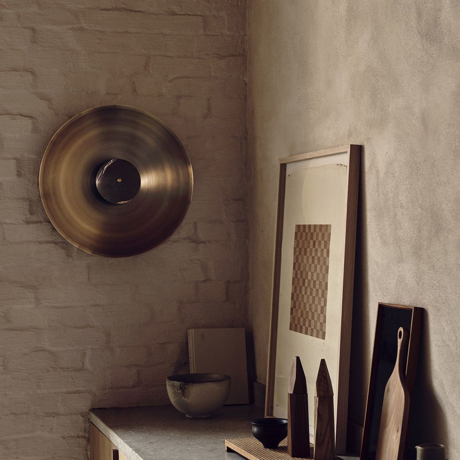 Luna Wall Light