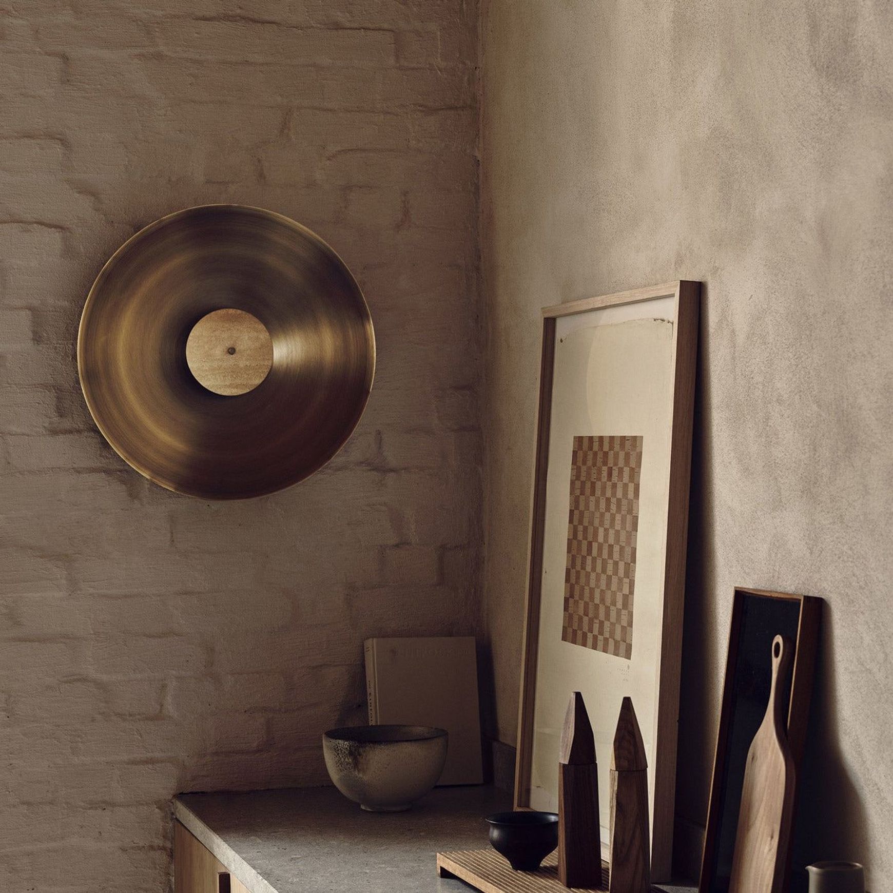 Luna Wall Light