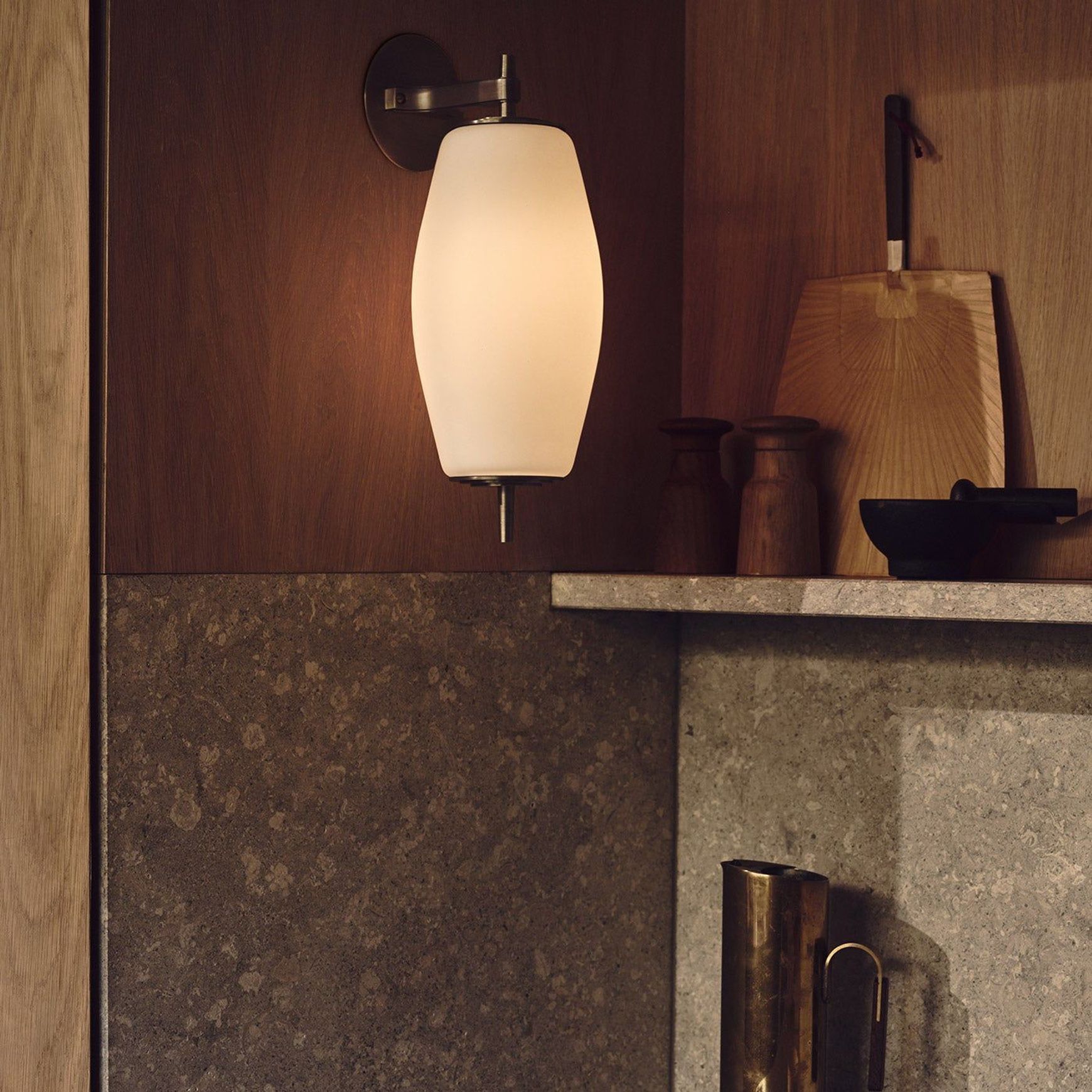 Nova Wall Light