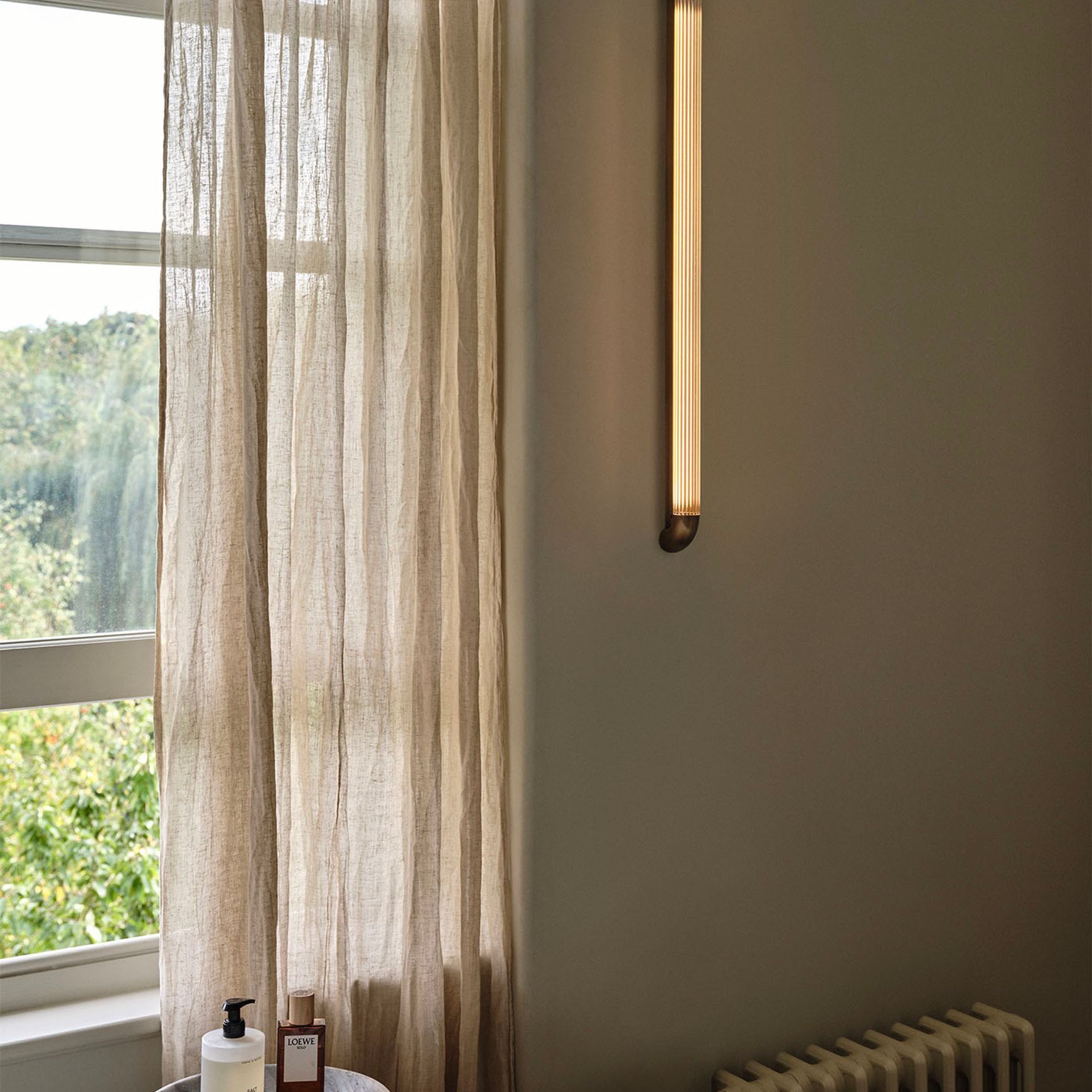 Strata Wall Light