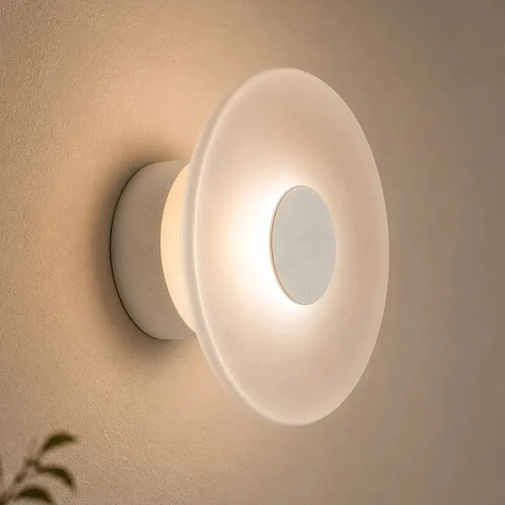 Dome Air Wall Light