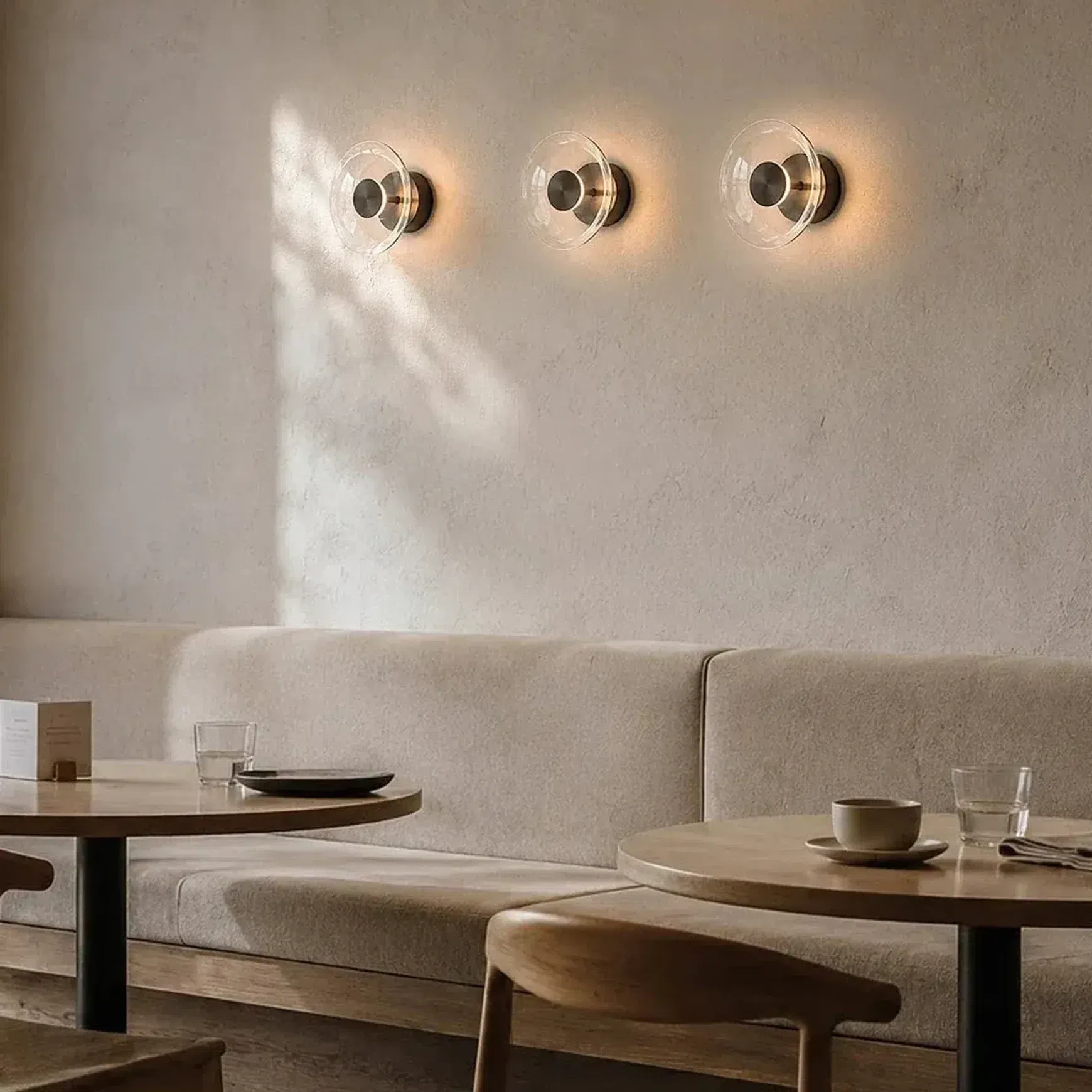 Dome Air Wall Light