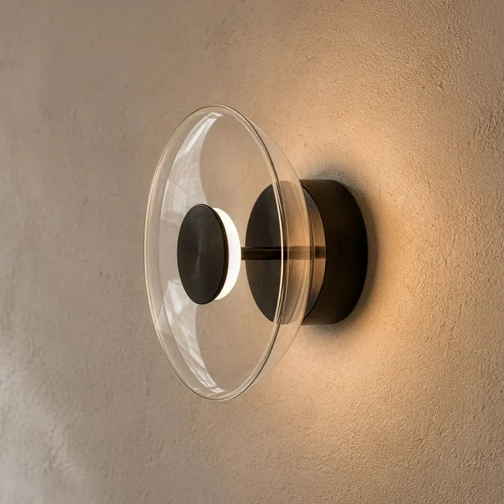 Dome Air Wall Light