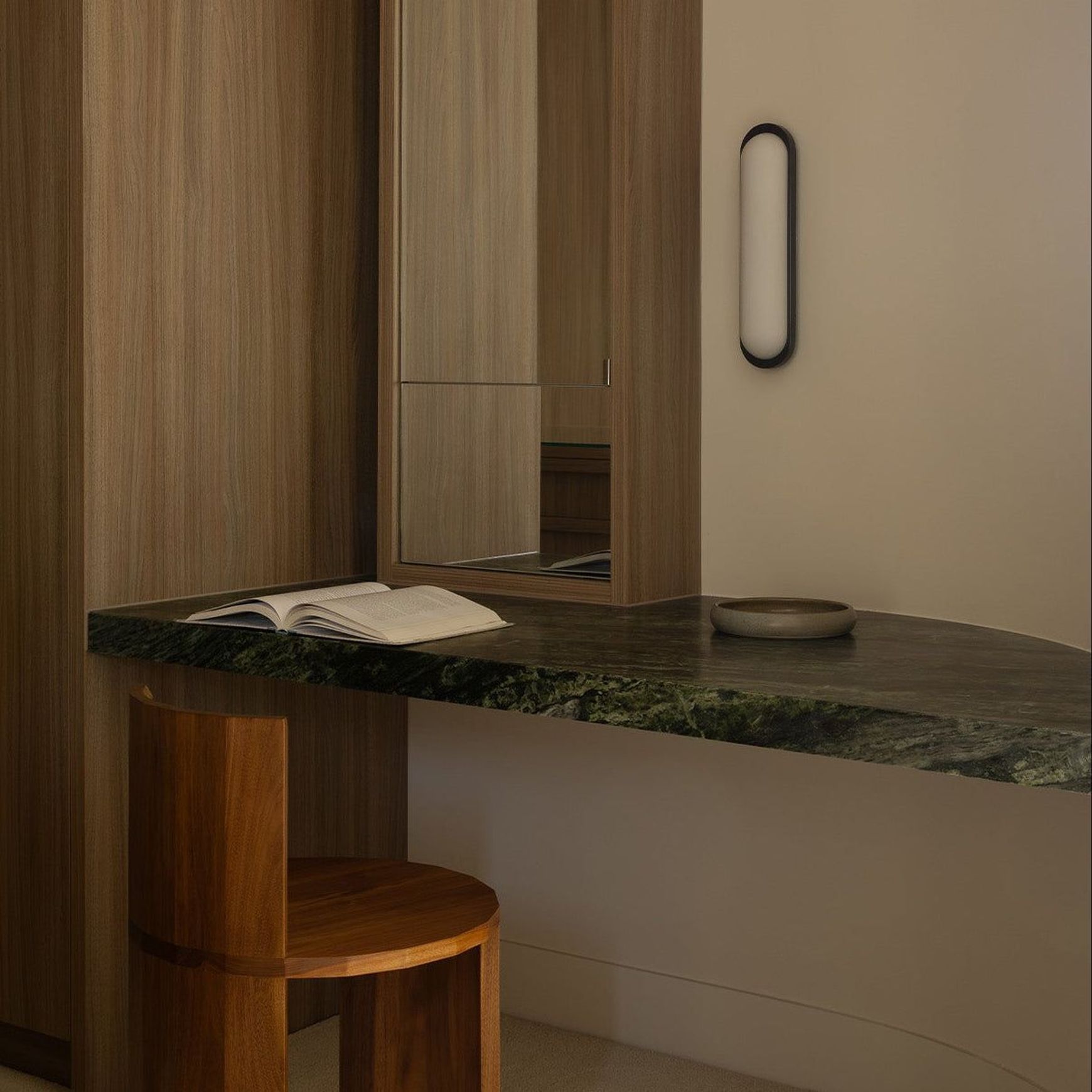 Bode Wall Light